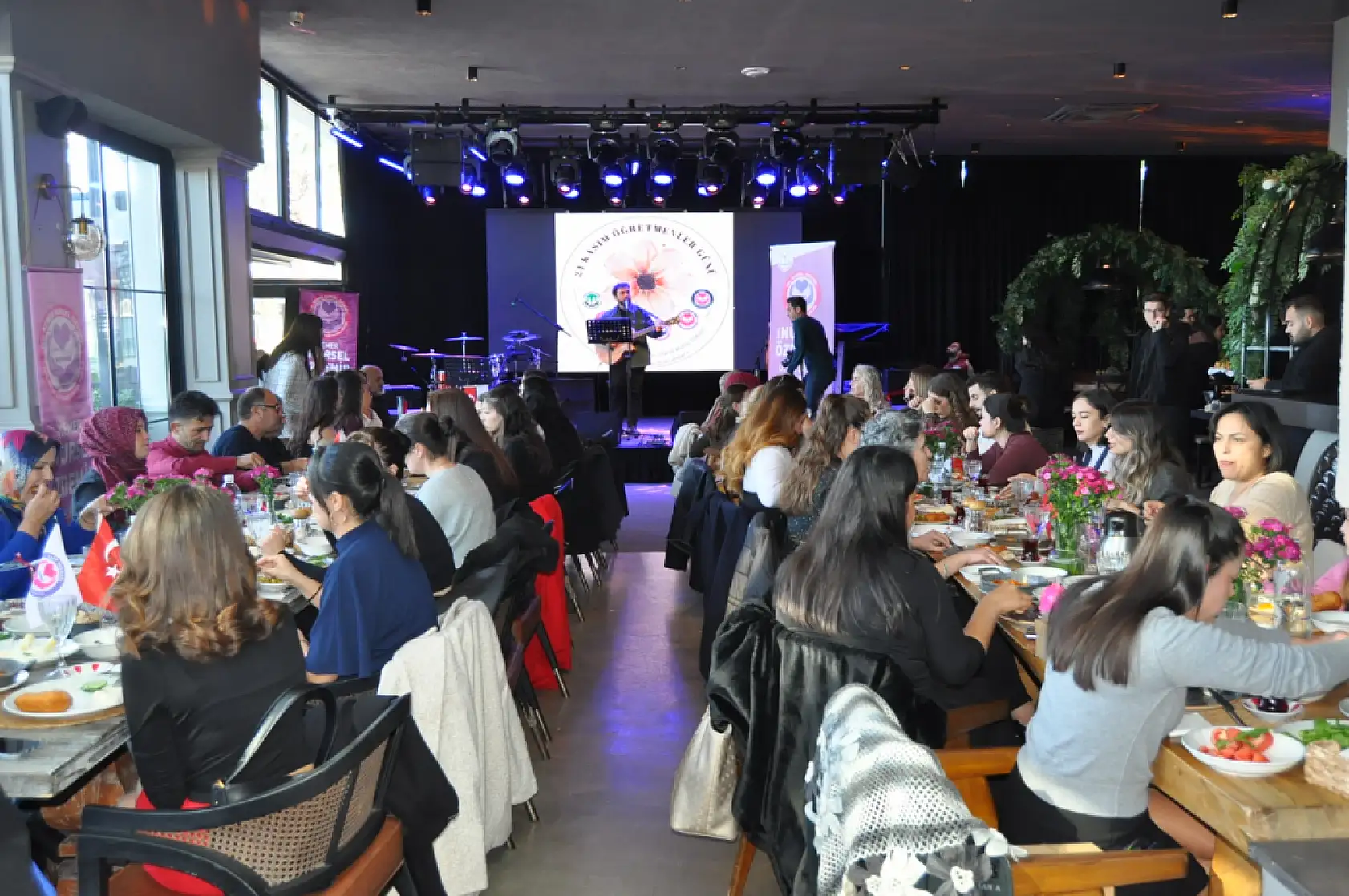 Fethiye'de Nursel Özdemir Kurumları Eğitimcileri Kahvaltılı Organizasyonda Buluştu