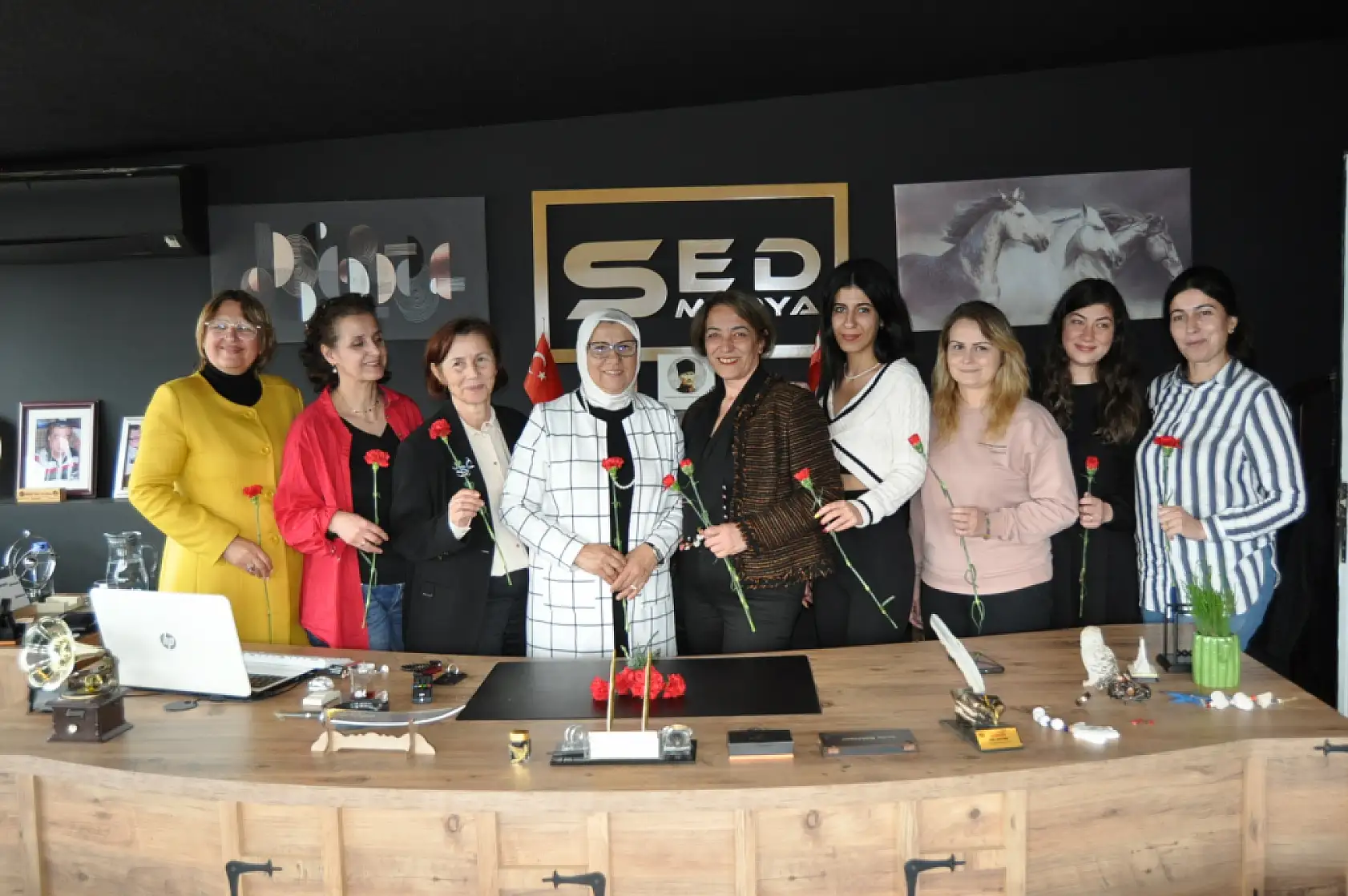 İyi Partili Kadınlar, Kadınlar gününde SED Medya'yı ziyaret ettiler