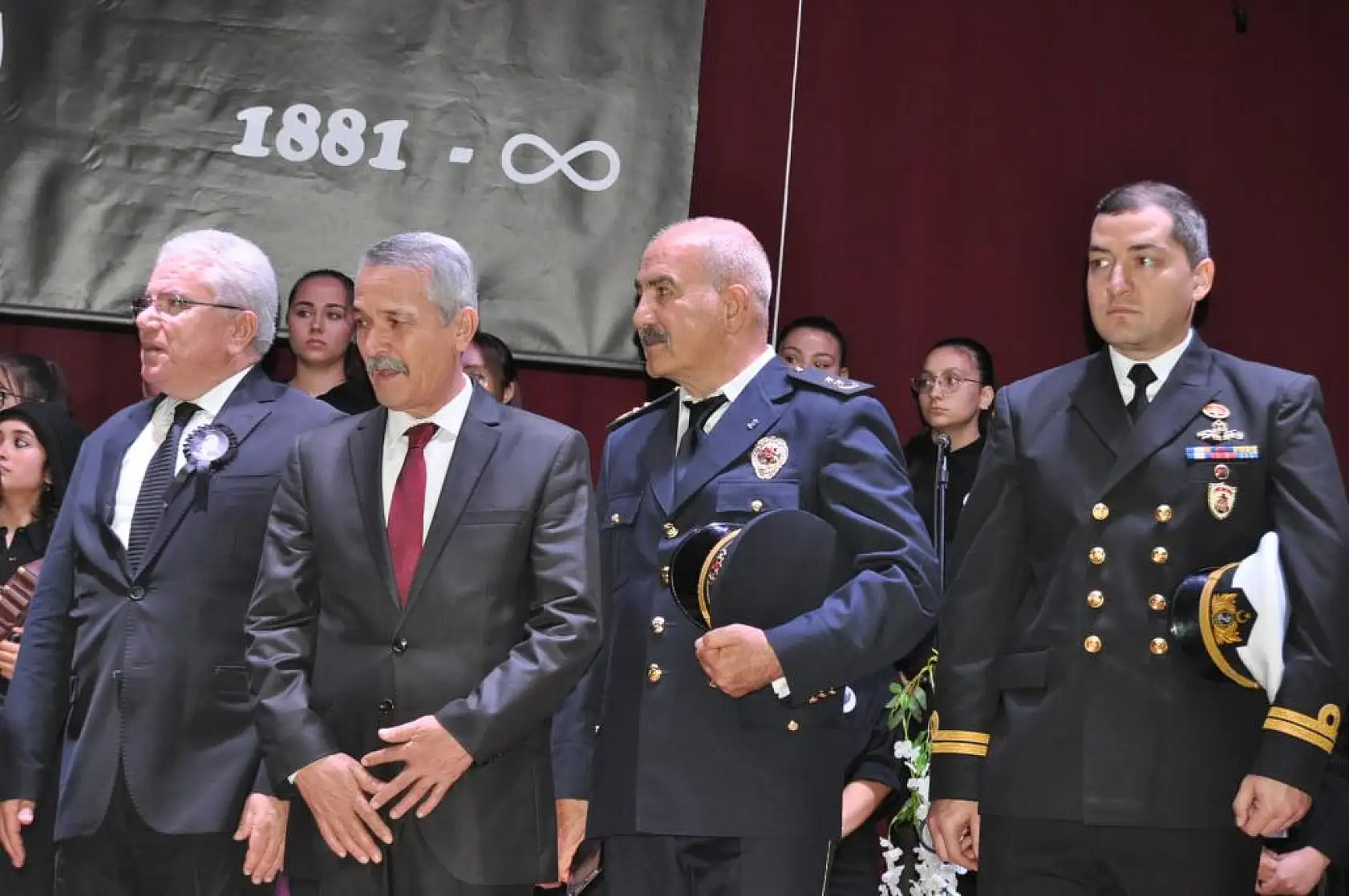 Şefika Pekin Lisesi'nden 10 Kasım Gösterisi