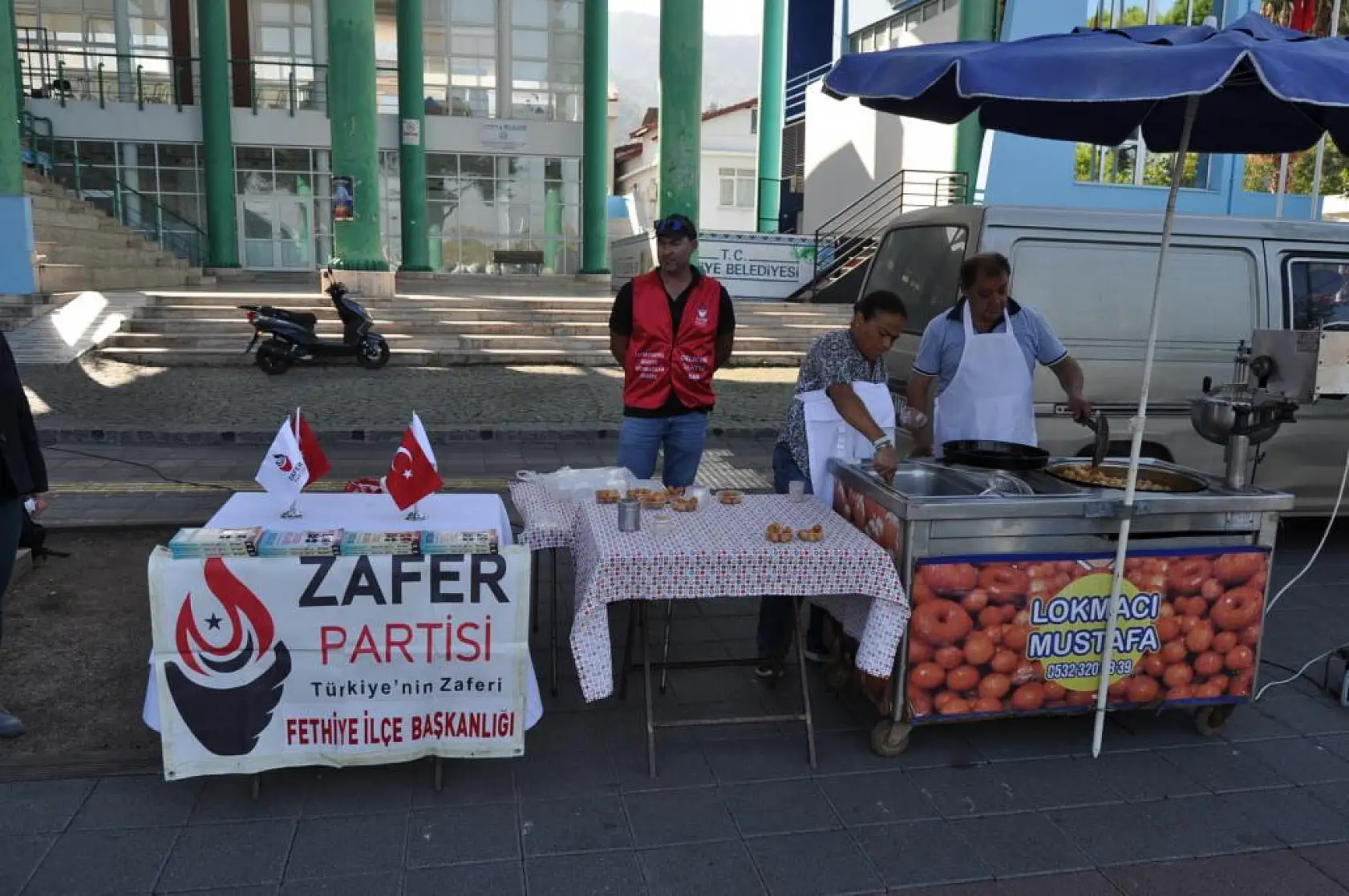 Fethiye Zafer Partisi'nden Atatürk'ün Hayrına Lokma İkramı