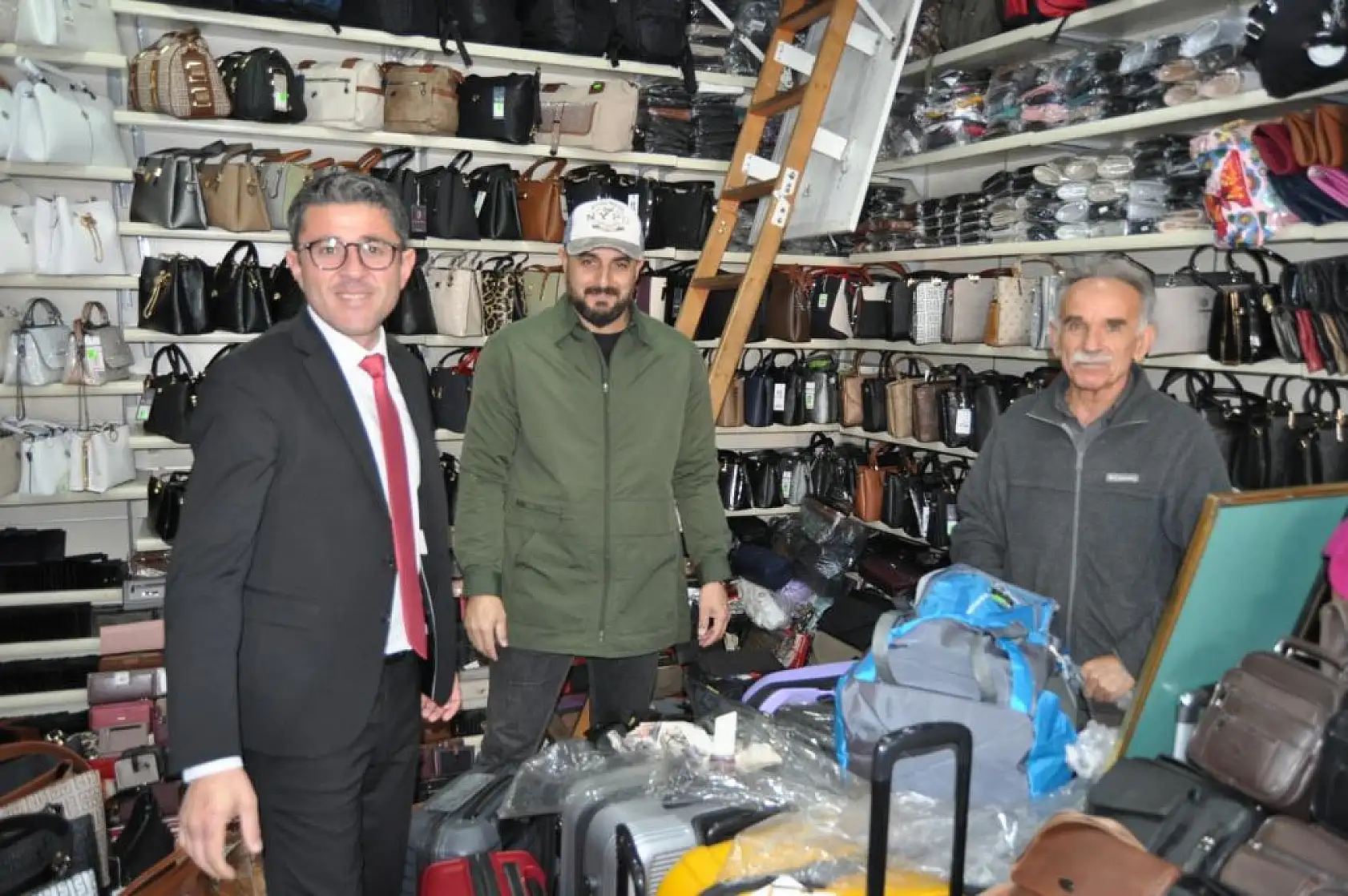 Kökten Balık Pazarı Esnafını Ziyaret Etti