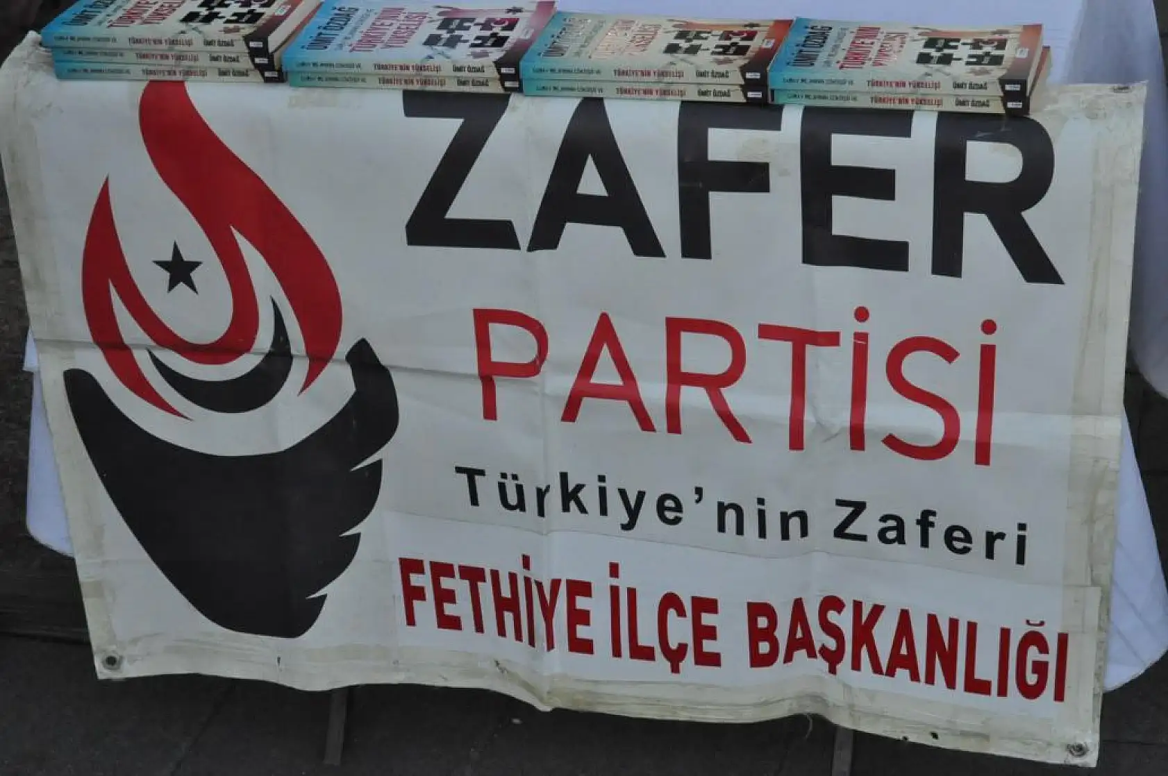 Fethiye Zafer Partisi'nden Atatürk'ün Hayrına Lokma İkramı