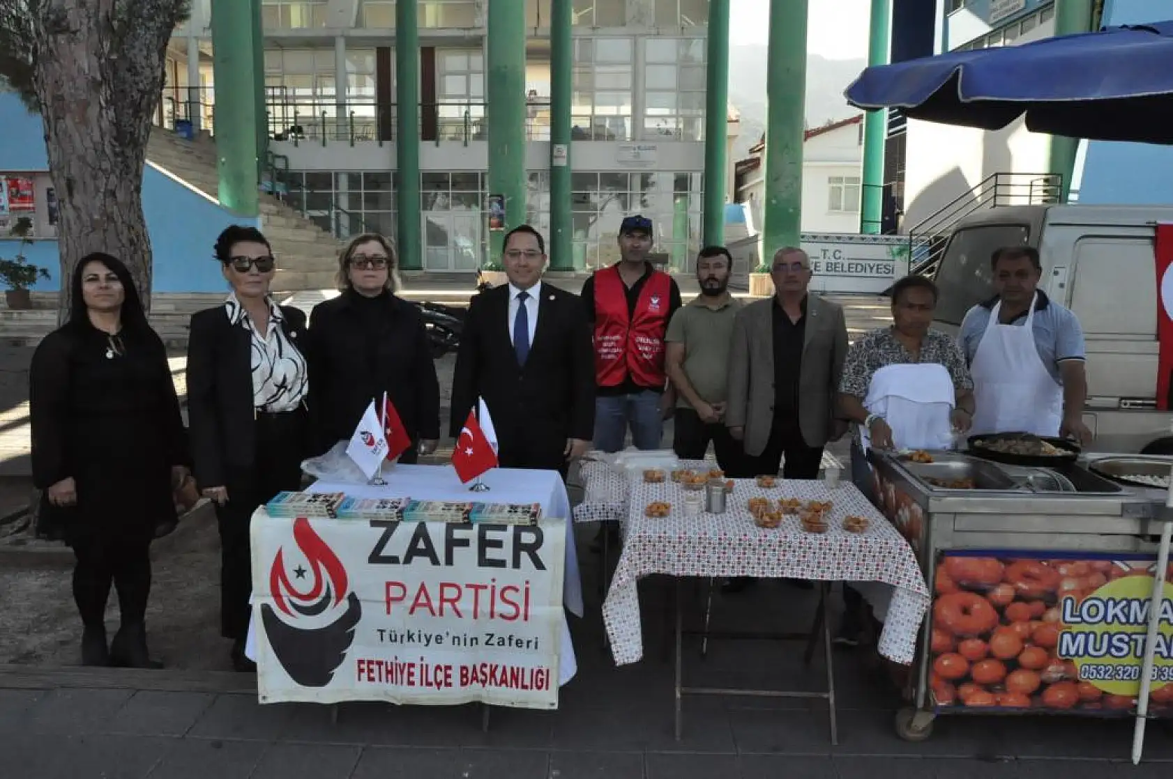 Fethiye Zafer Partisi'nden Atatürk'ün Hayrına Lokma İkramı