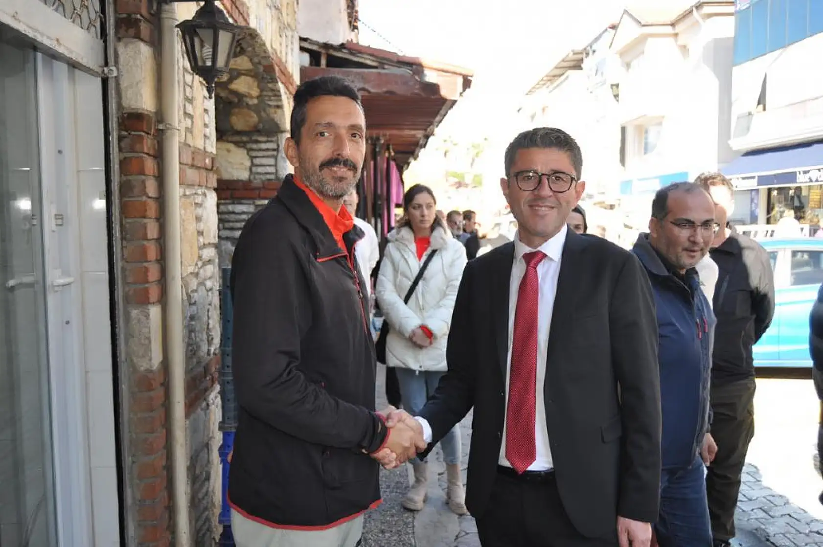 Kökten Balık Pazarı Esnafını Ziyaret Etti