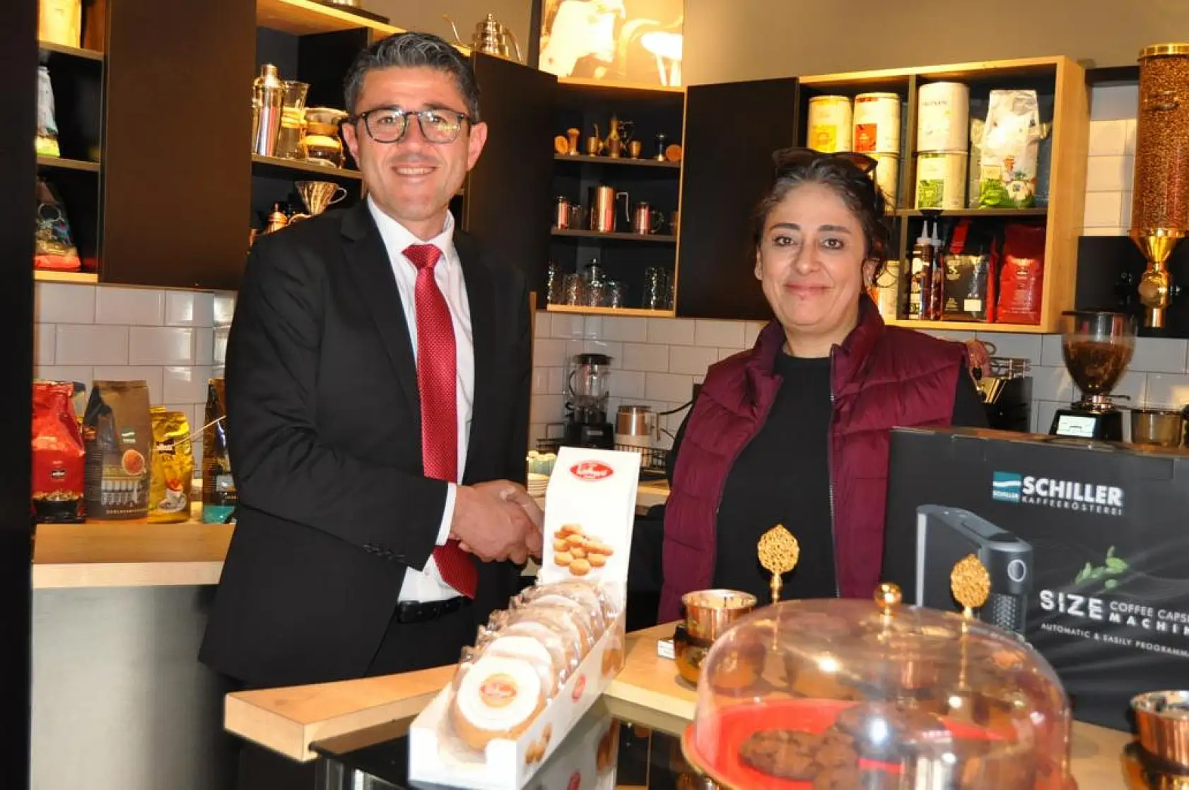 Kökten Balık Pazarı Esnafını Ziyaret Etti