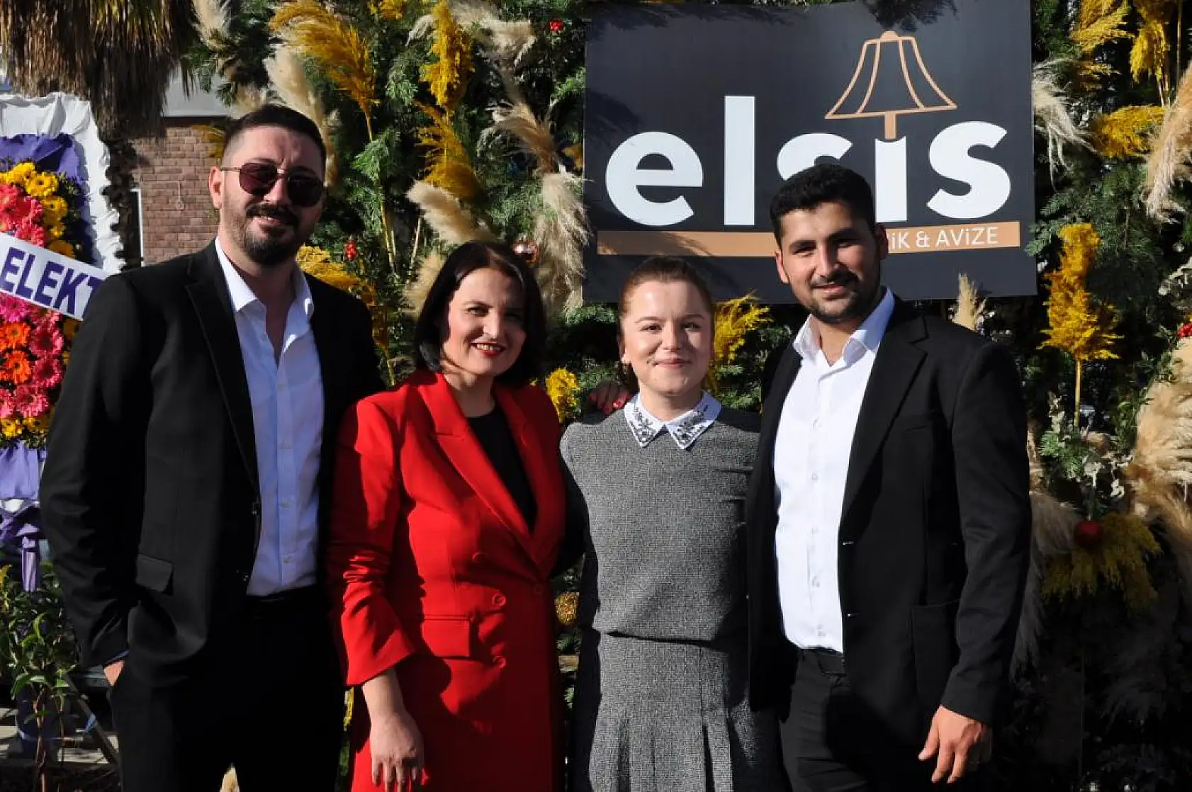 Elsis Aydınlatma Aksesuar Mağazası Fethiye'de hizmete açıldı