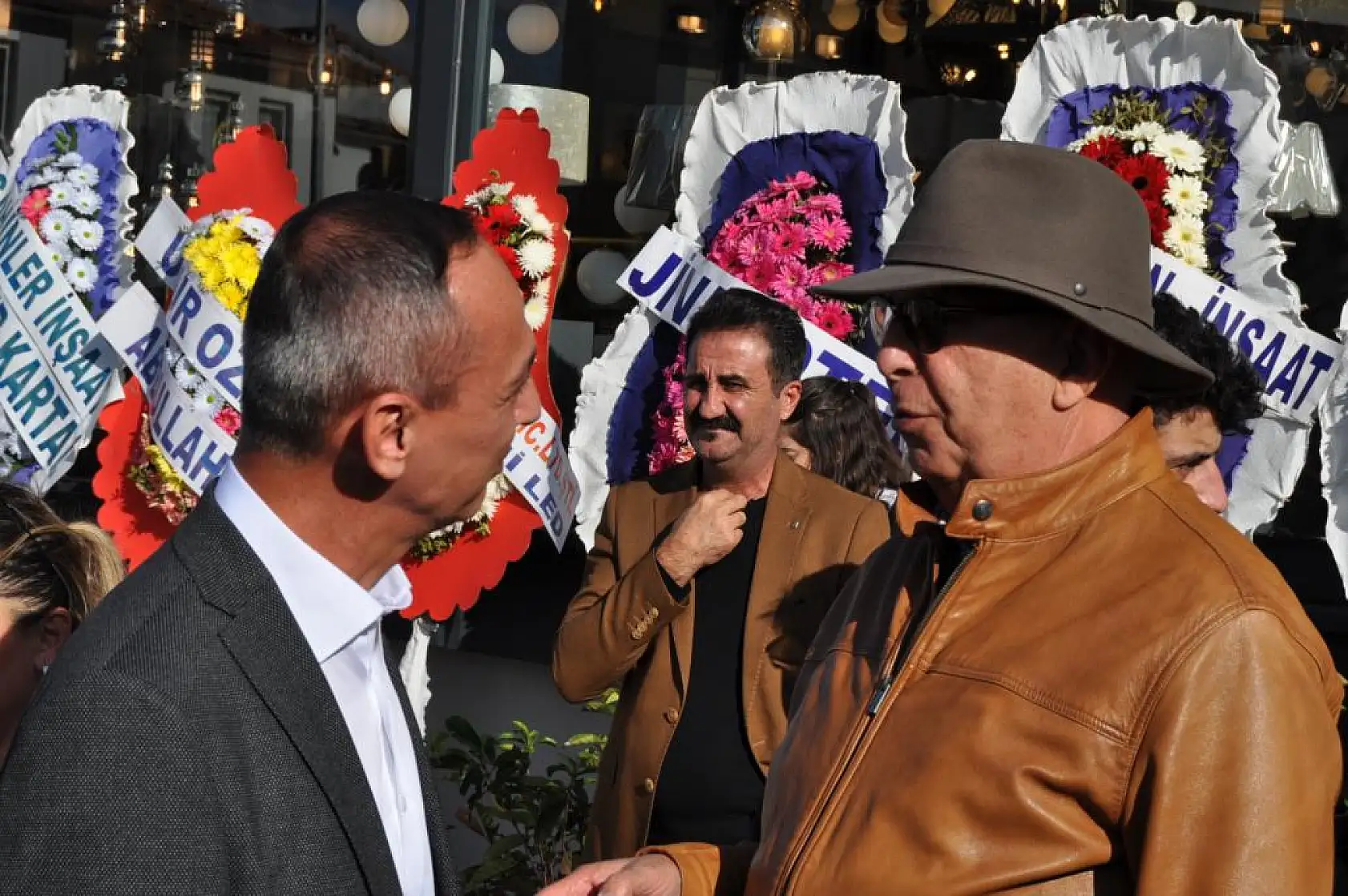 Elsis Aydınlatma Aksesuar Mağazası Fethiye'de hizmete açıldı