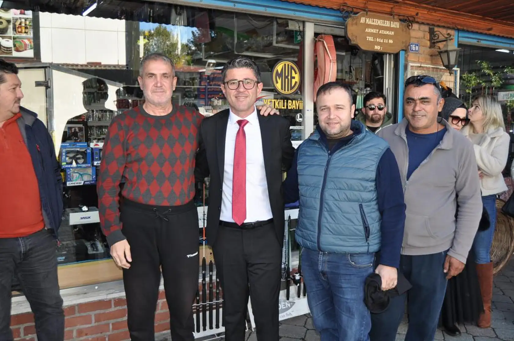 Kökten Balık Pazarı Esnafını Ziyaret Etti