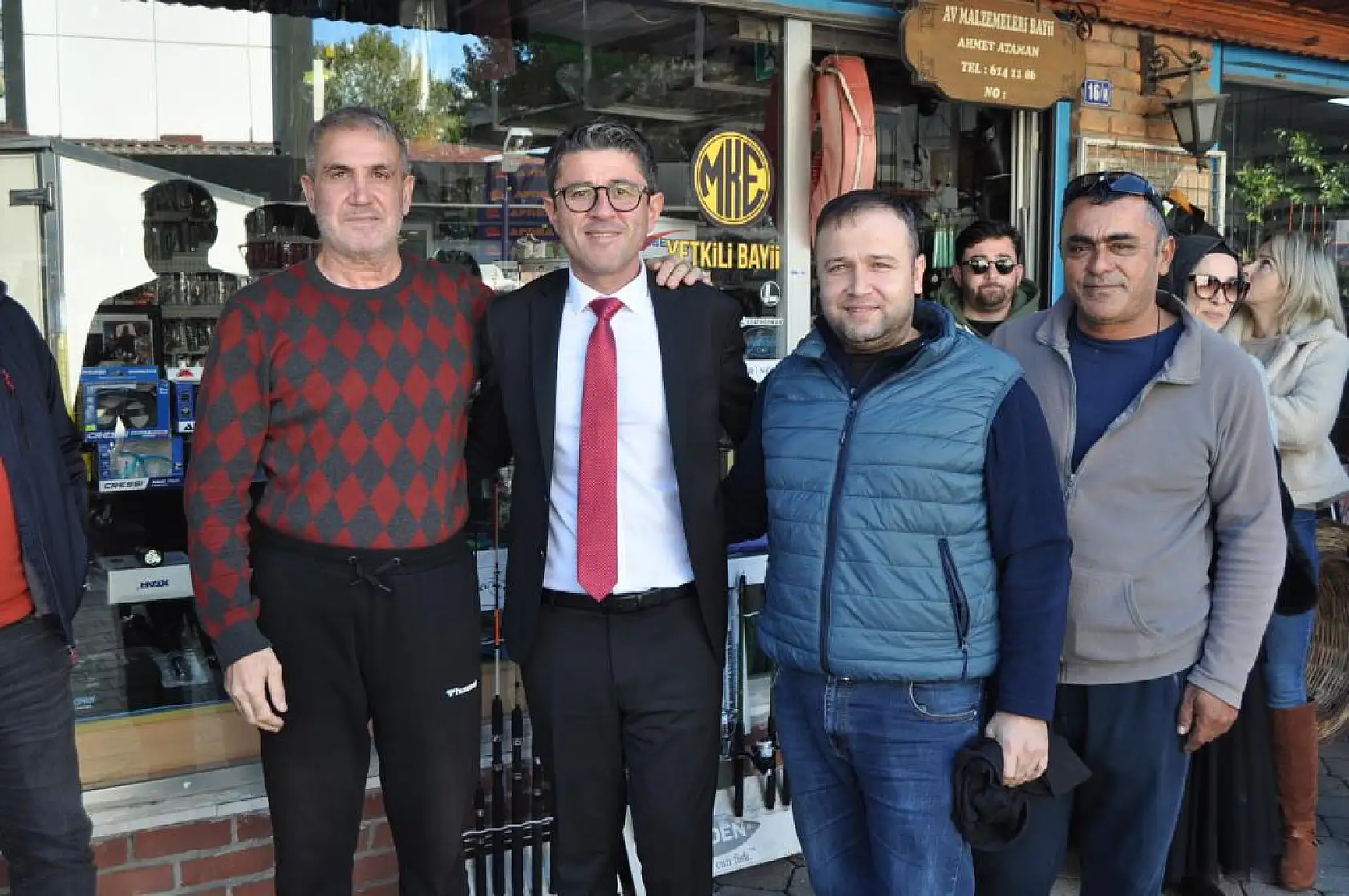 Kökten Balık Pazarı Esnafını Ziyaret Etti