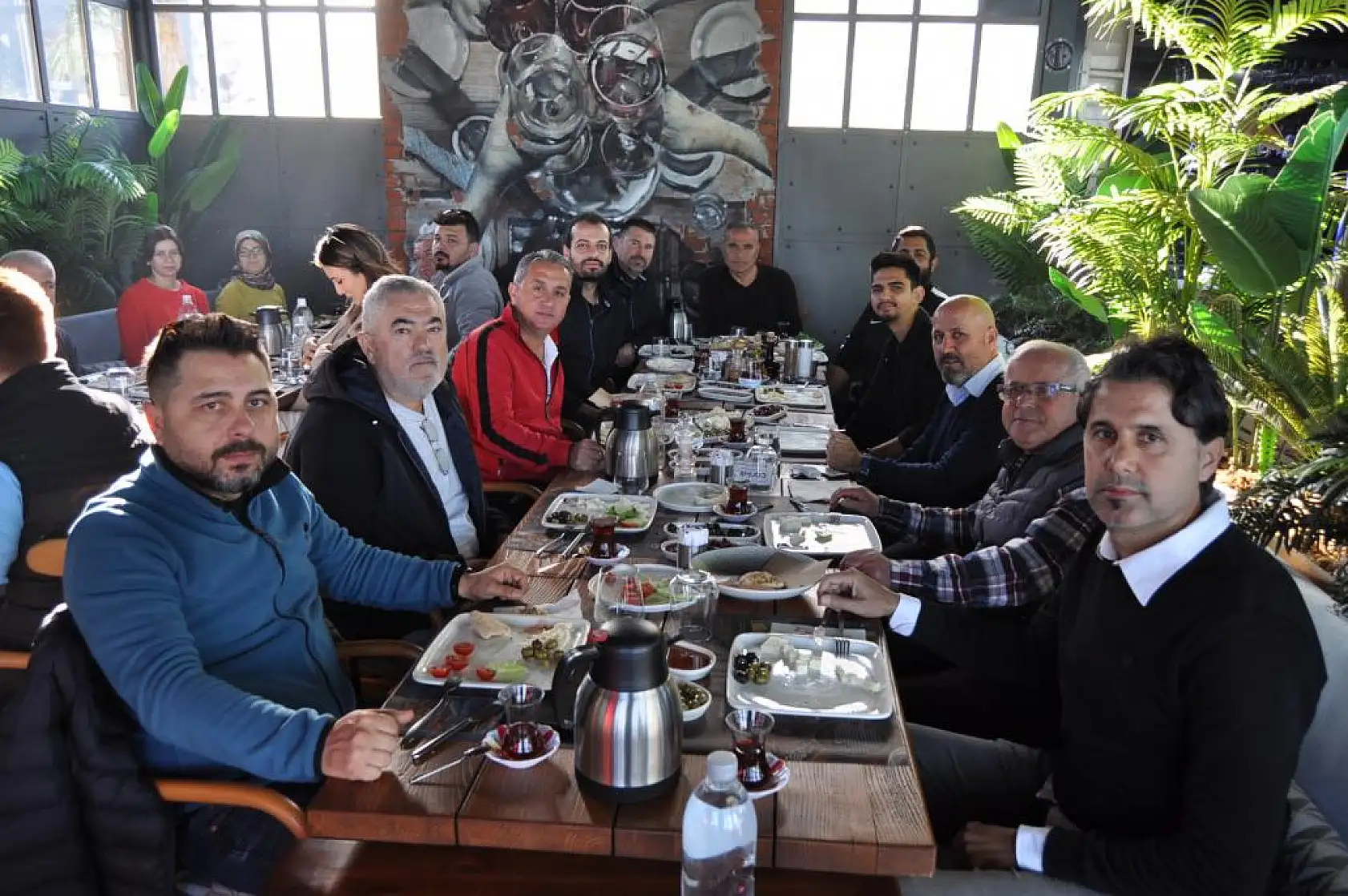 Fethiyespor Futbol Akademisi kahvaltıda buluştu