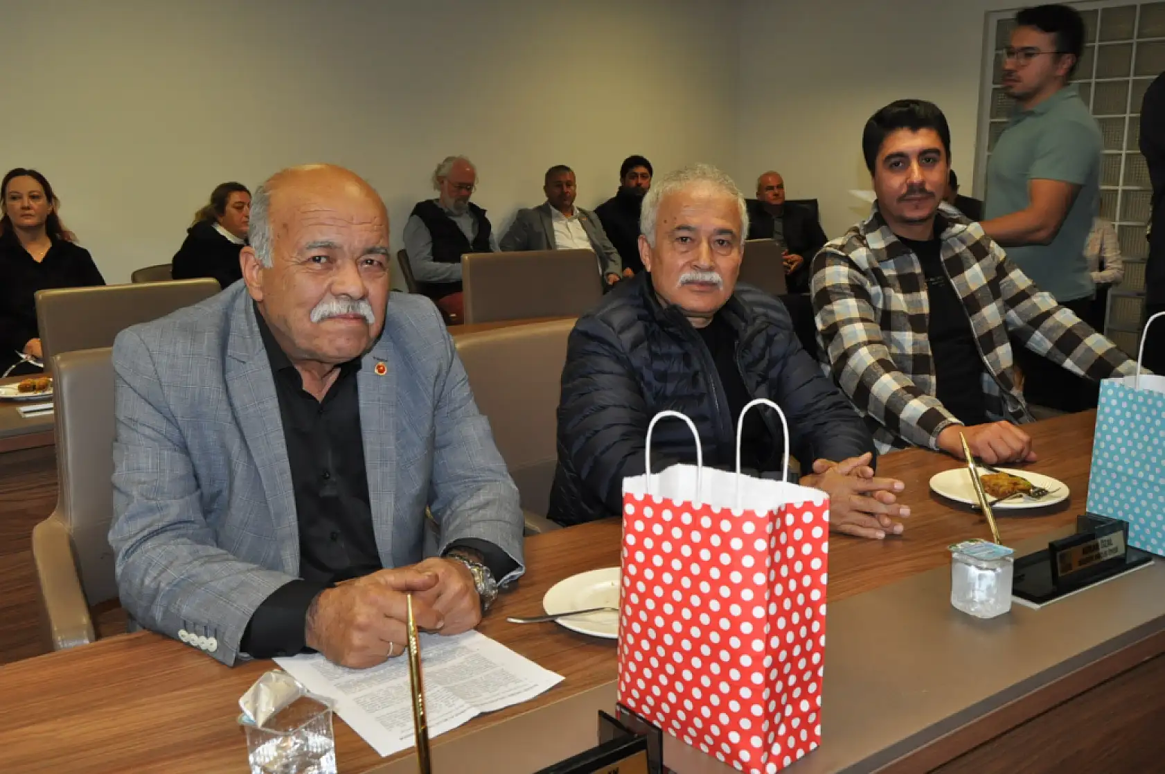 Fethiye Belediyesi'nden Anaokullarına taze yumurtalar