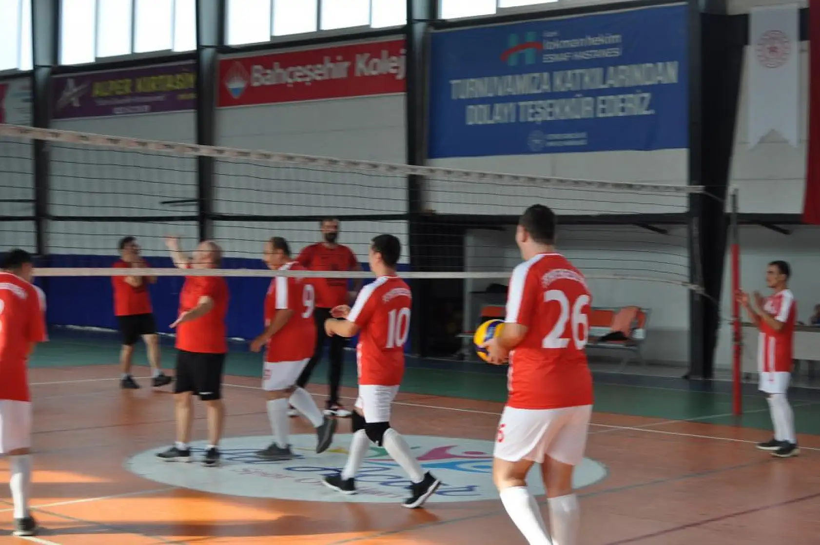 Fethiye'de Engelli Bireyler 'Engelsiz Fileler' Etkinliğinde Voleybol Oynadı  