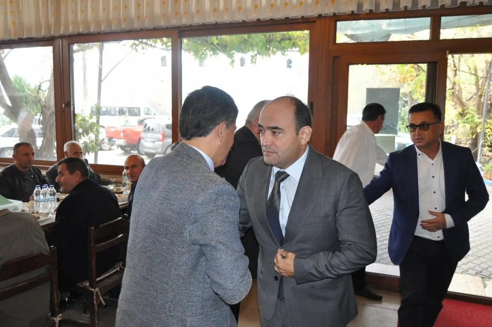 Seydikemer'de AK Parti Aday Adayları, Muhtarlarla Kahvaltıda Buluştu