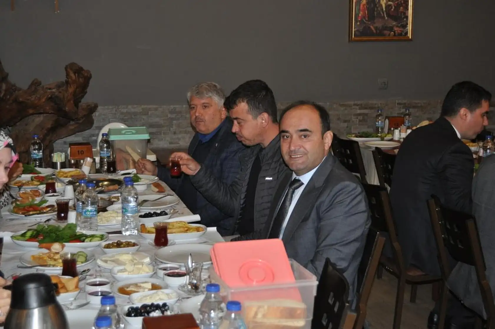 Seydikemer'de AK Parti Aday Adayları, Muhtarlarla Kahvaltıda Buluştu