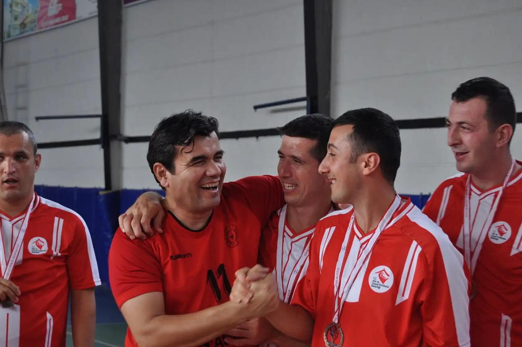 Fethiye'de Engelli Bireyler 'Engelsiz Fileler' Etkinliğinde Voleybol Oynadı  