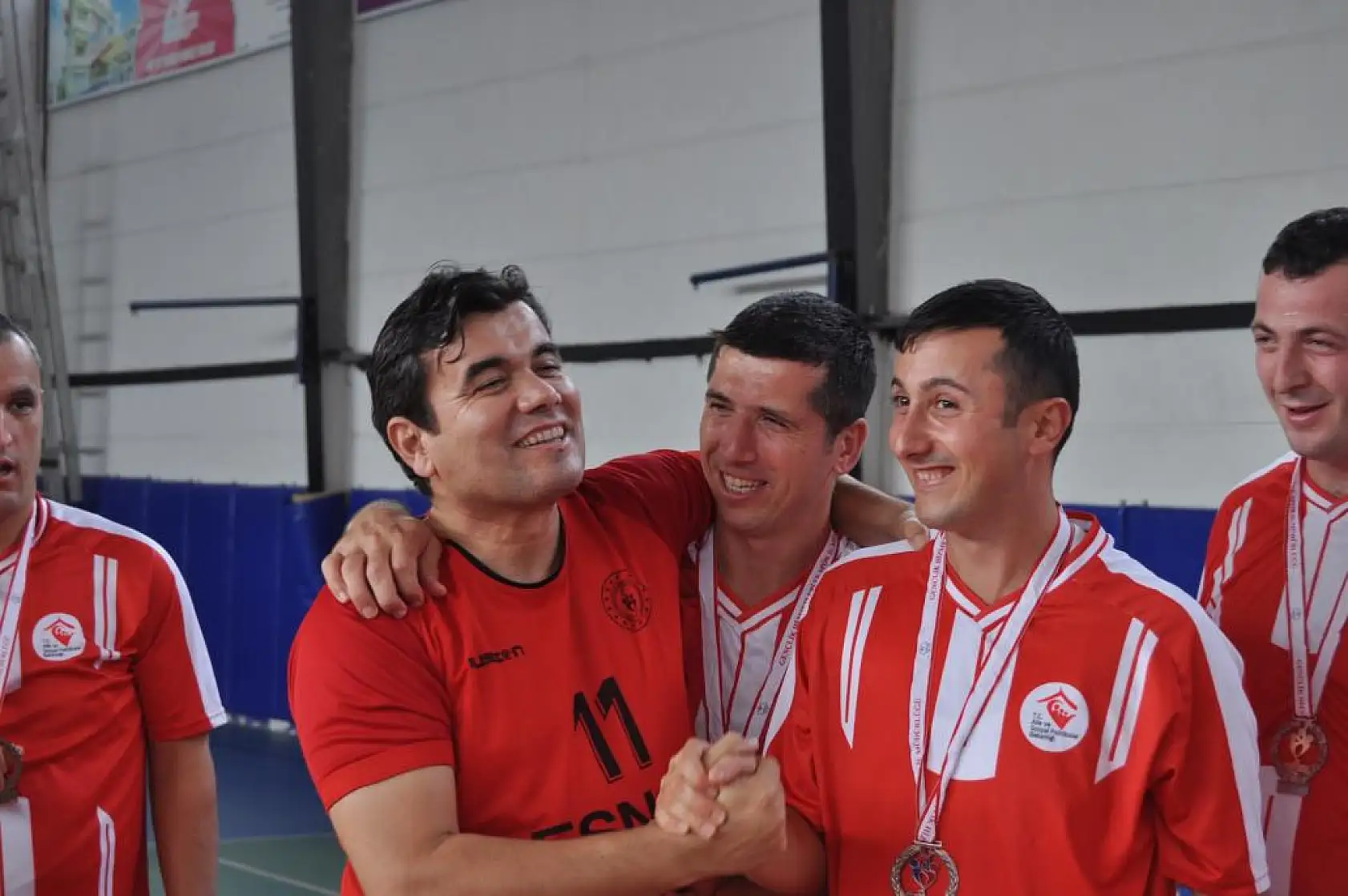 Fethiye'de Engelli Bireyler 'Engelsiz Fileler' Etkinliğinde Voleybol Oynadı  