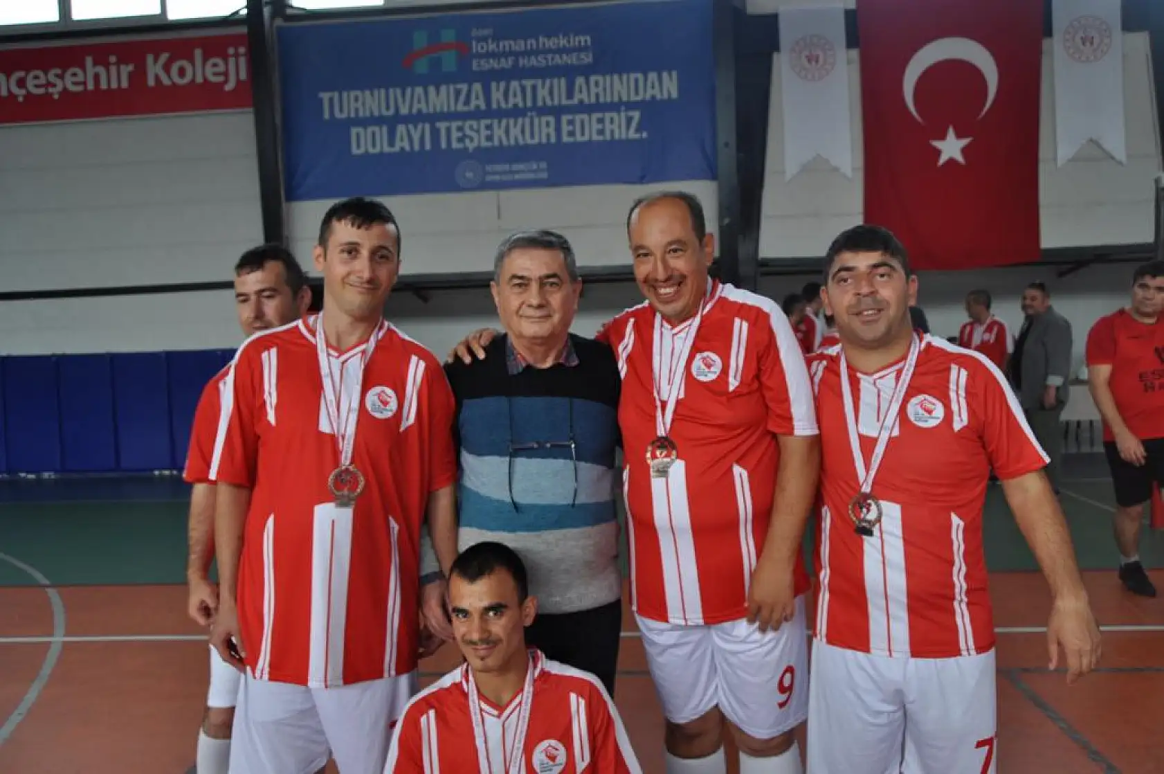 Fethiye'de Engelli Bireyler 'Engelsiz Fileler' Etkinliğinde Voleybol Oynadı  