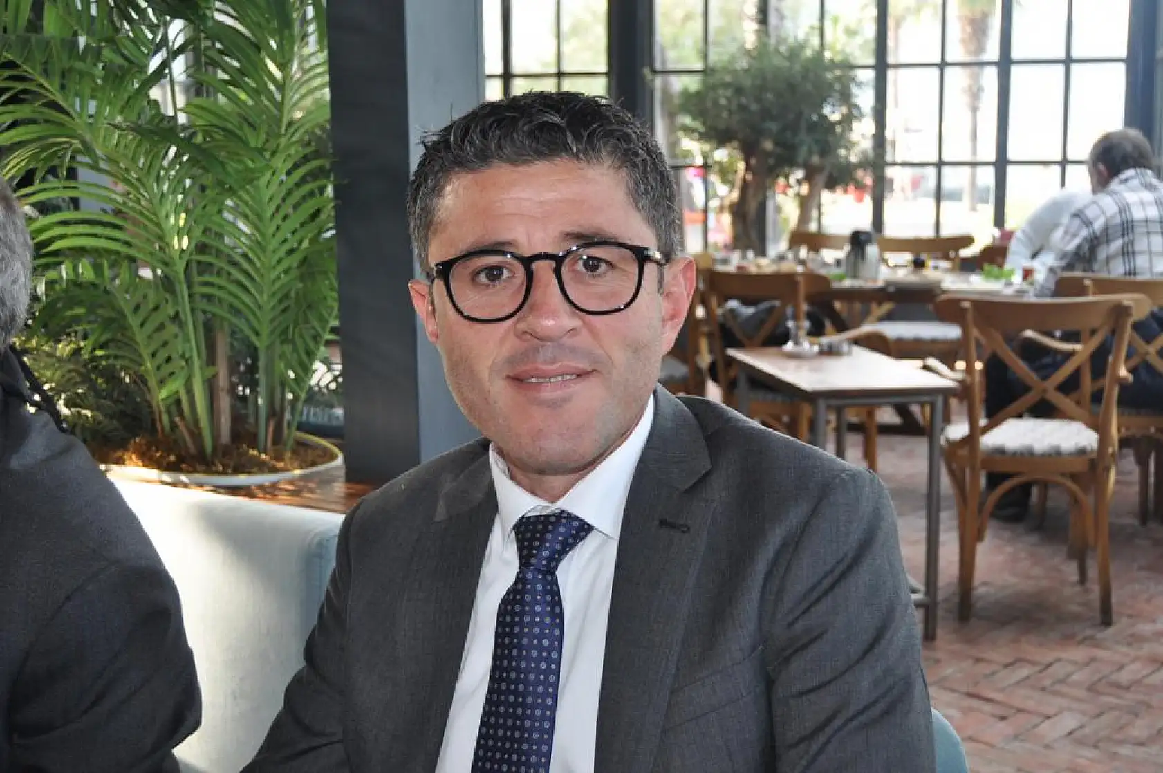 Aday Adayı Kökten Muhtarlarla Bir Araya Geldi