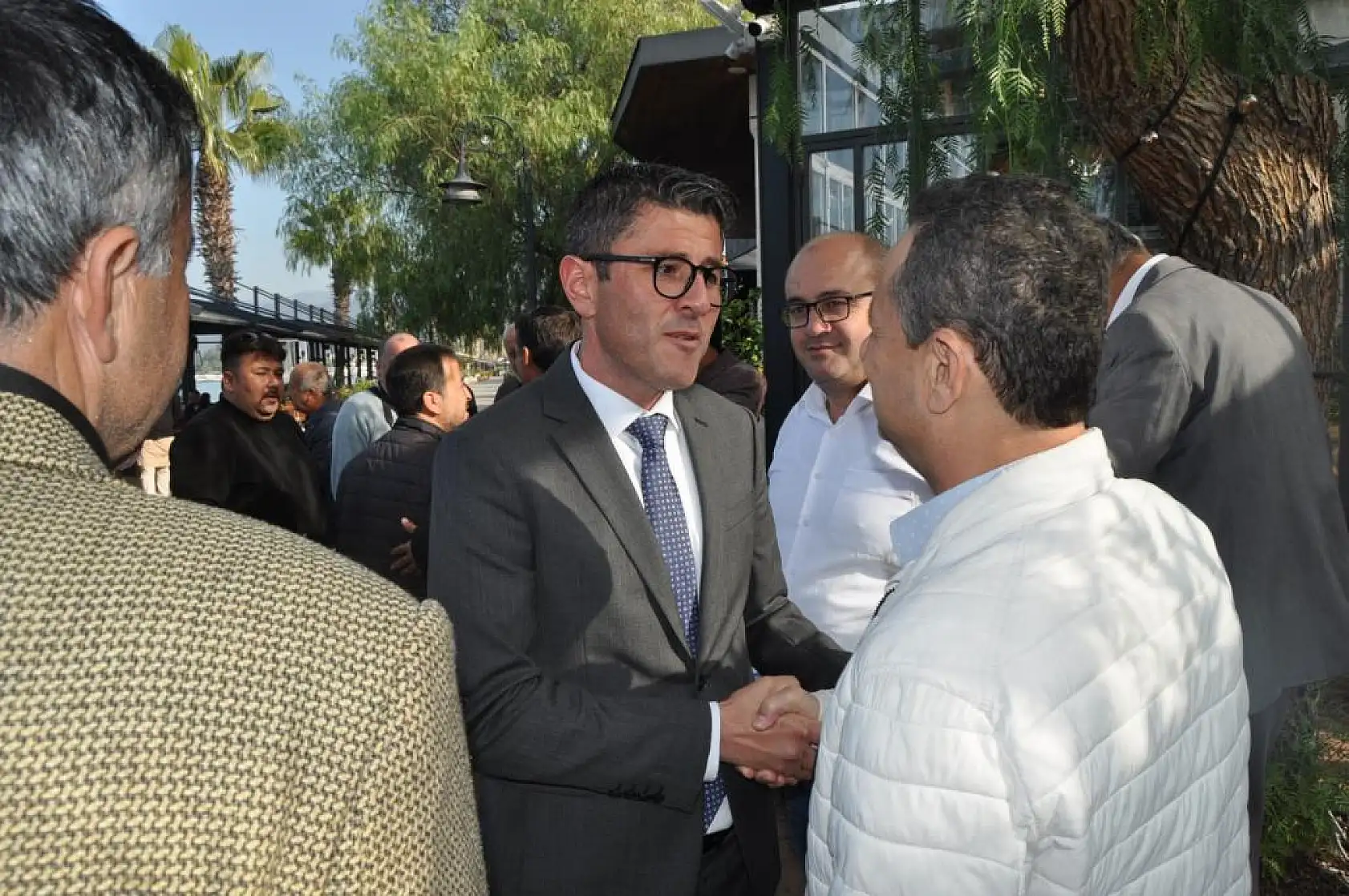 Aday Adayı Kökten Muhtarlarla Bir Araya Geldi