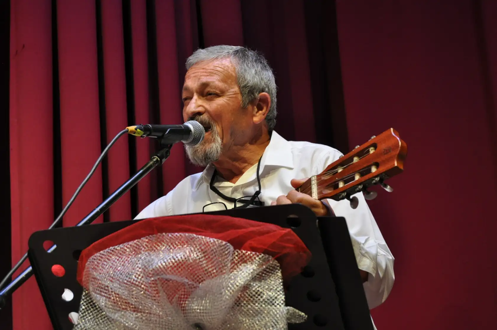 Fethiye'de SAYAP korosundan konser