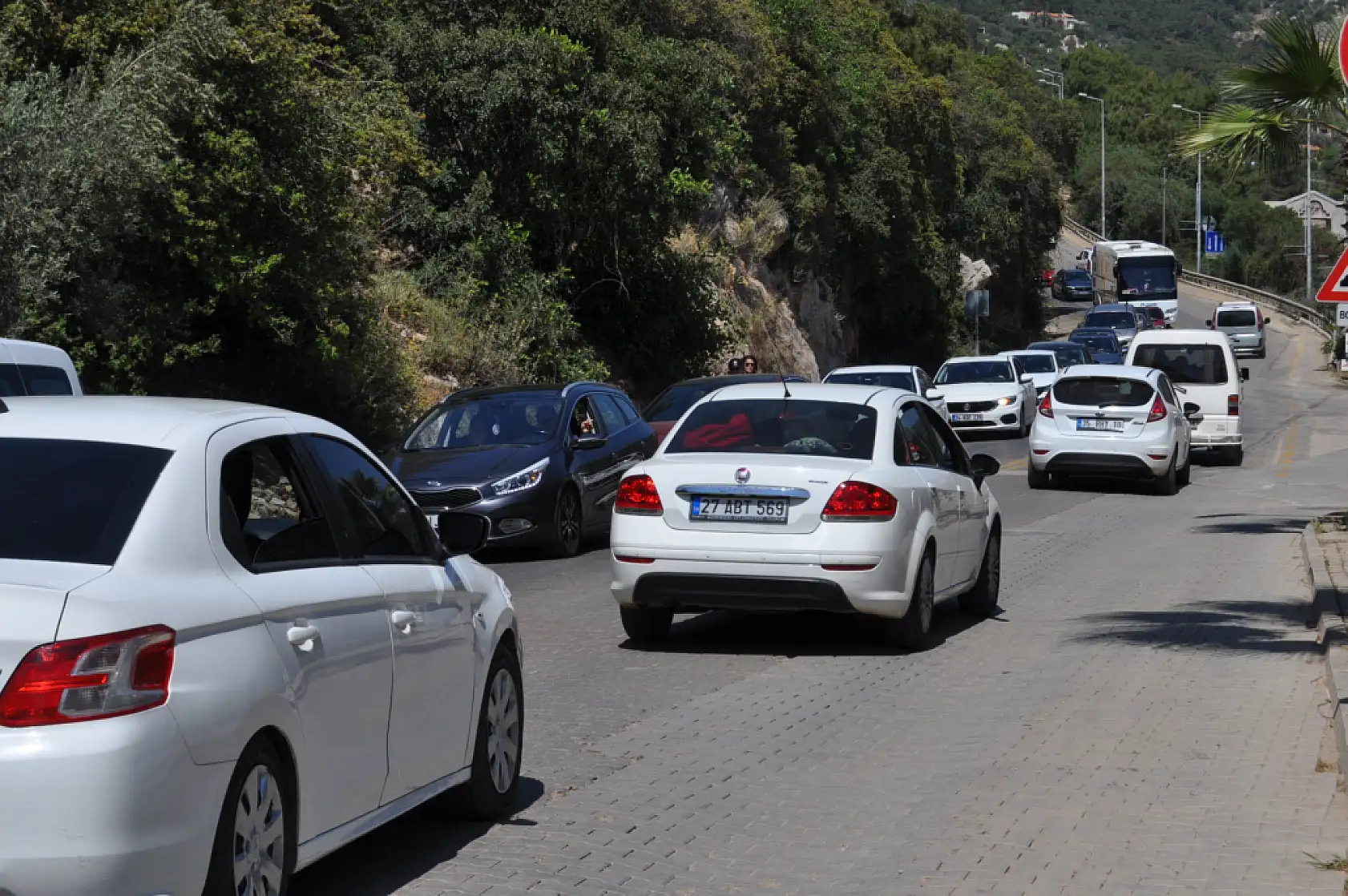 Fethiye Ölüdeniz'de bayram hareketliliği! Kökten, 'Belcekız ve Kumburnu plajları doldu'