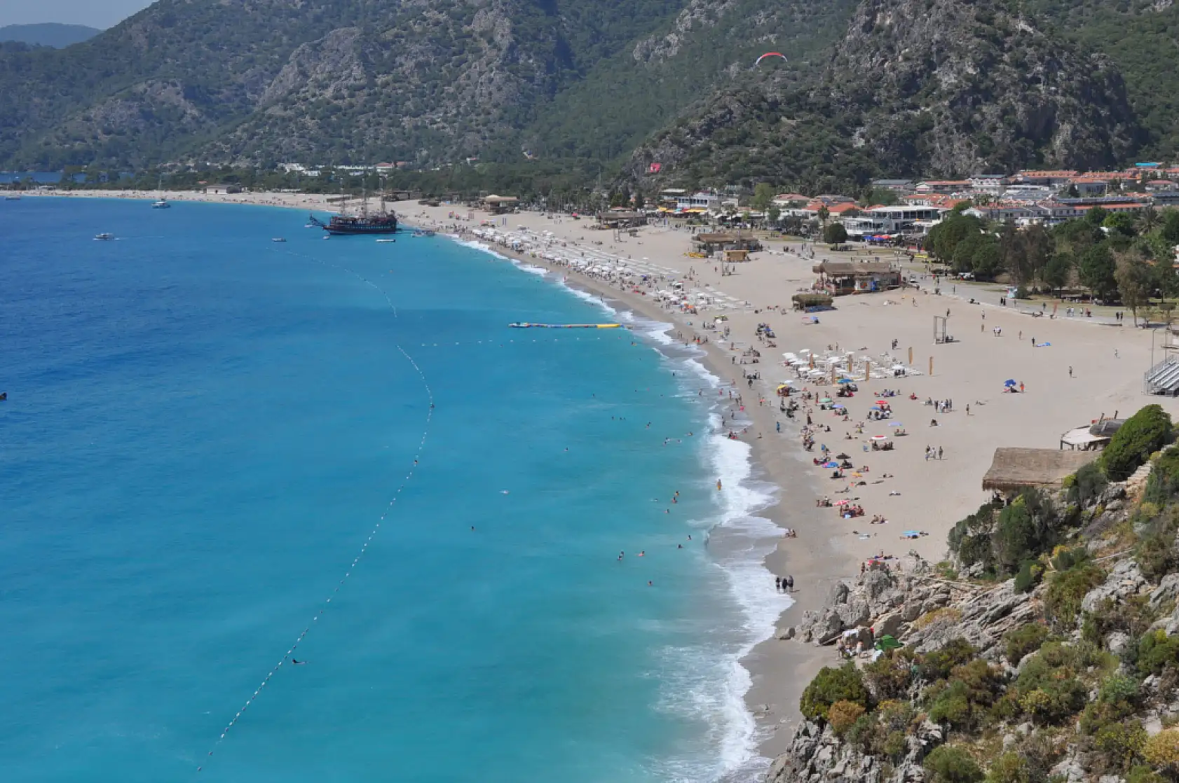 Tatilciler dikkat! Bugün Fethiye'de hava nasıl olacak, deniz suyu sıcaklığı kaç derece?
