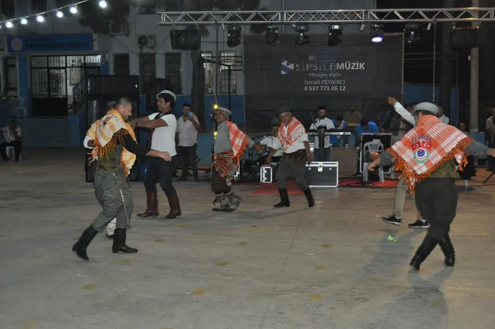 Ulaş ve Gizem Dünya Evine Girdi