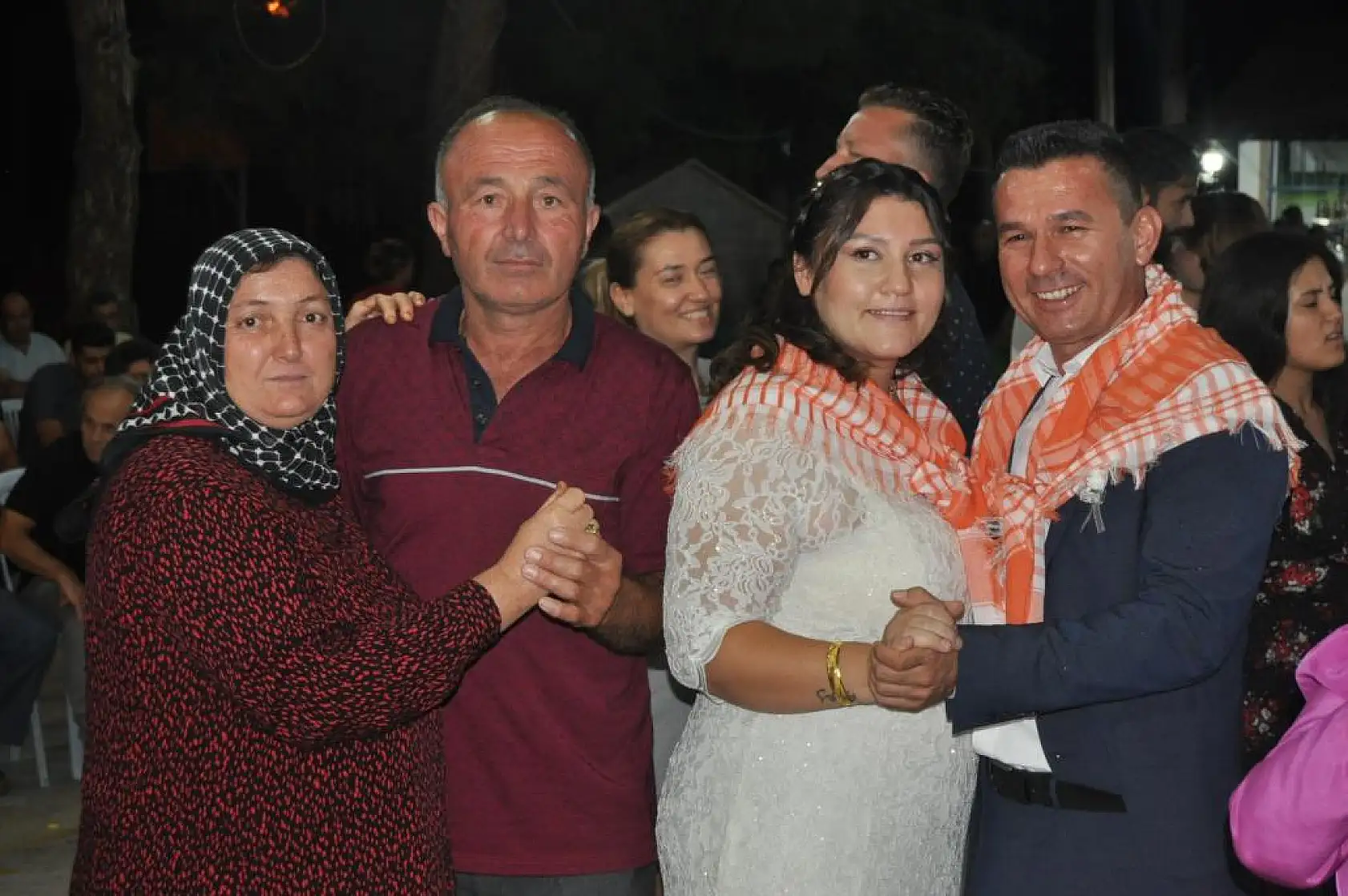 Ulaş ve Gizem Dünya Evine Girdi