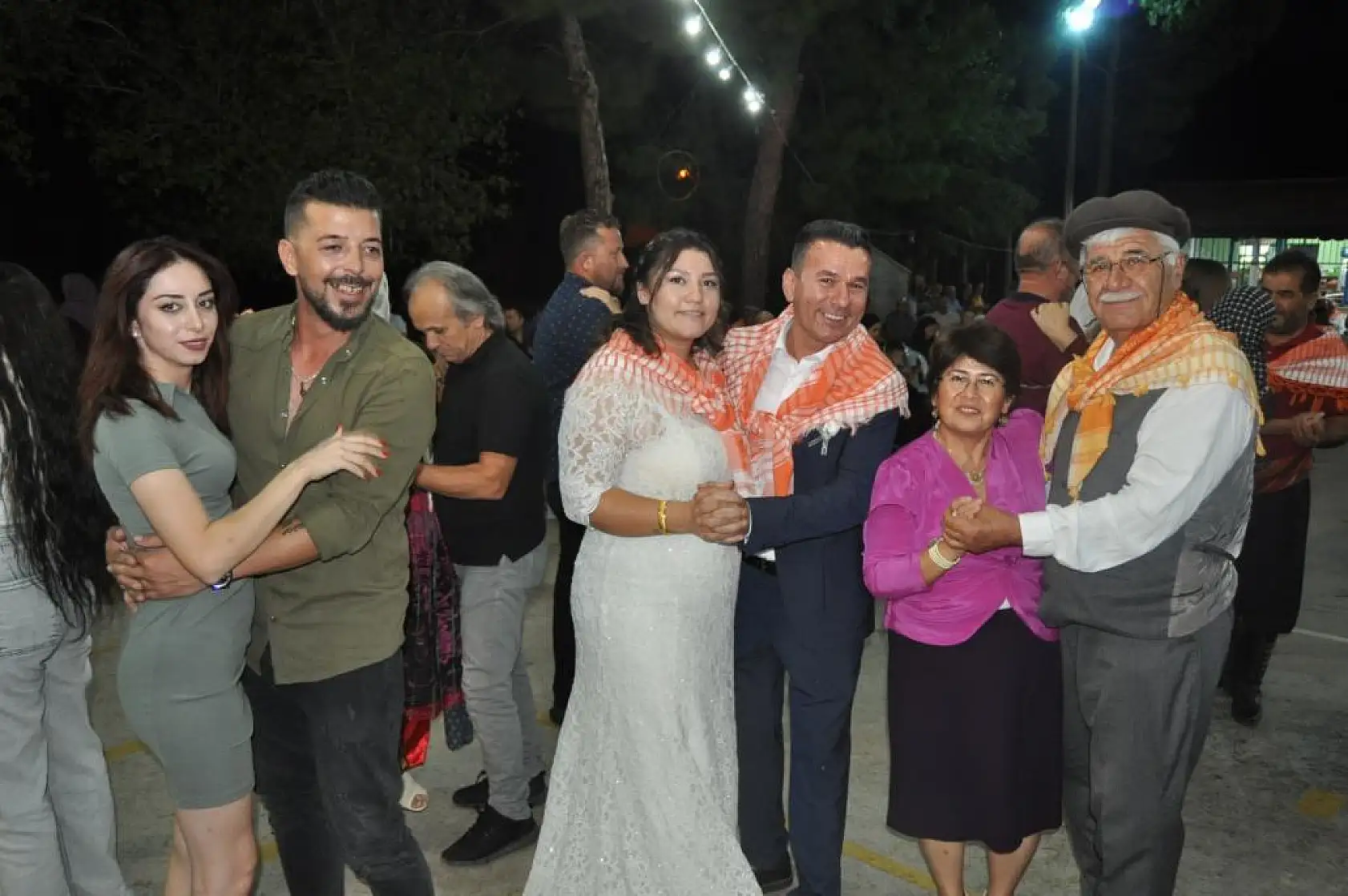 Ulaş ve Gizem Dünya Evine Girdi