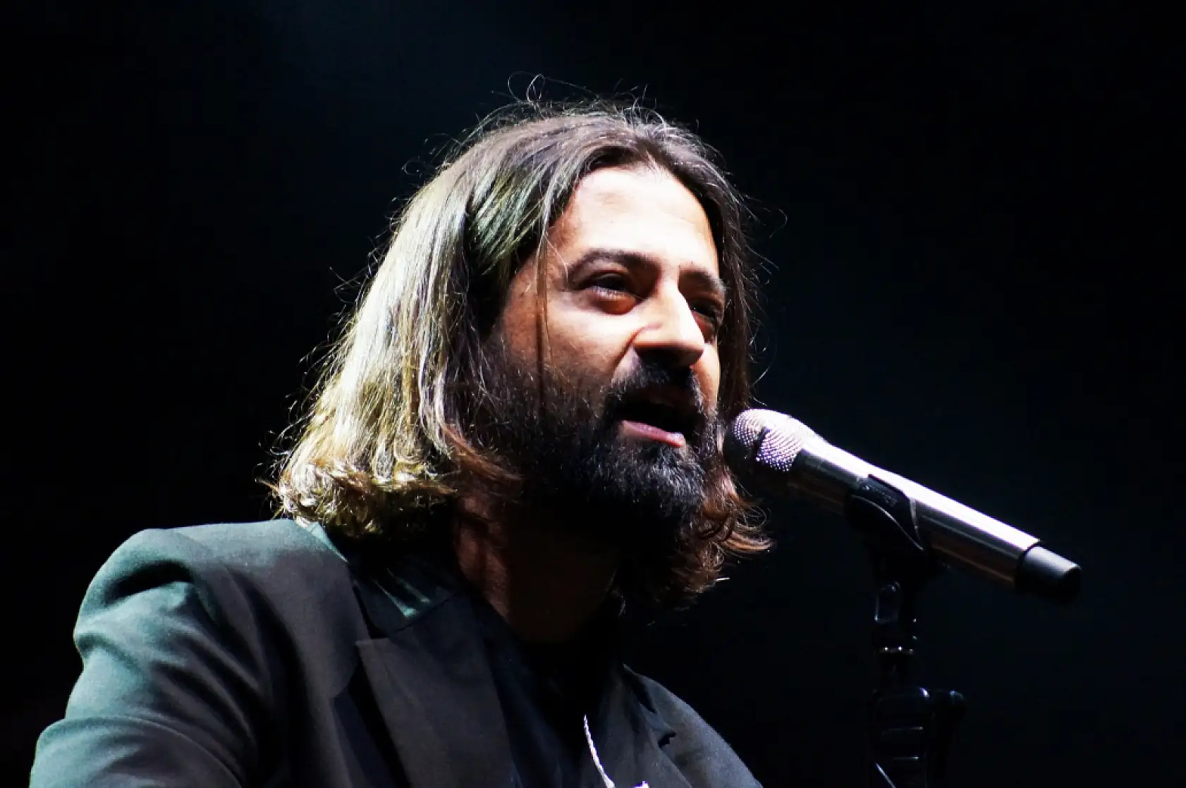 Fethiye'de 19 Mayıs Koray Avcı ile Taçlandı