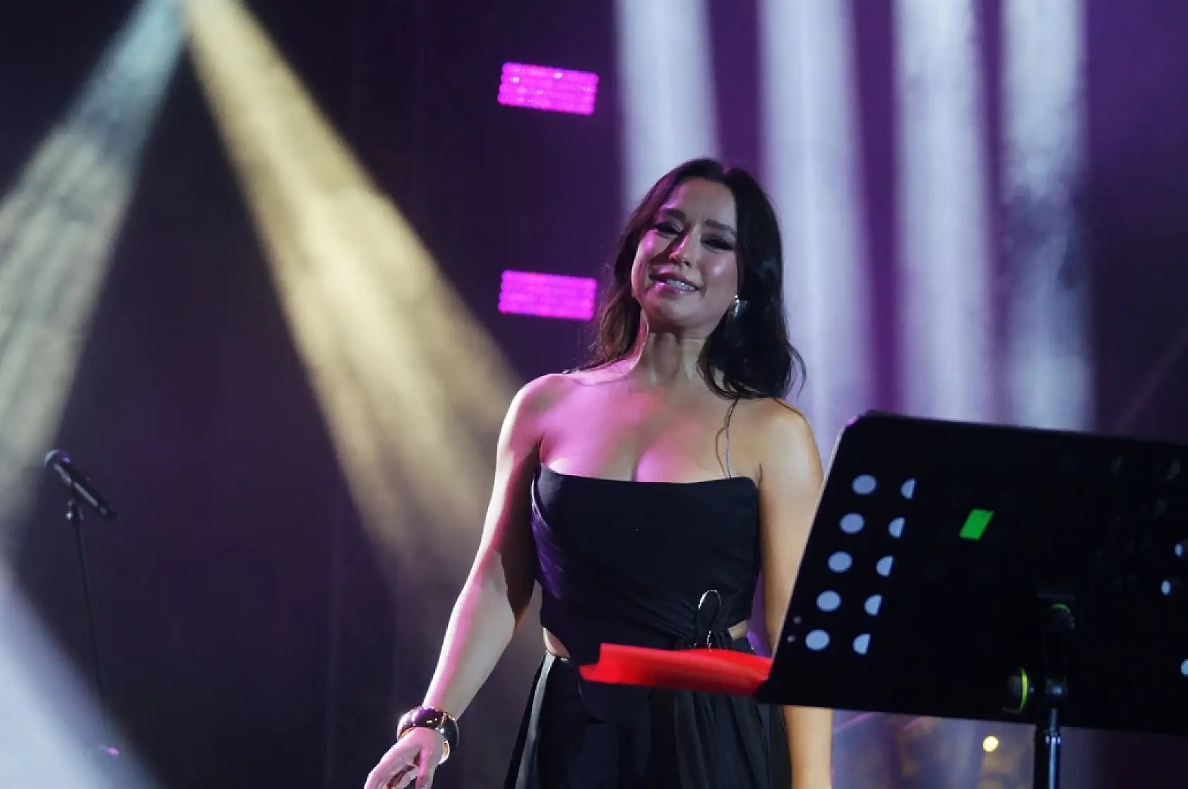 Fethiye'de Tuğba Yurt'tan Muhteşem Konser