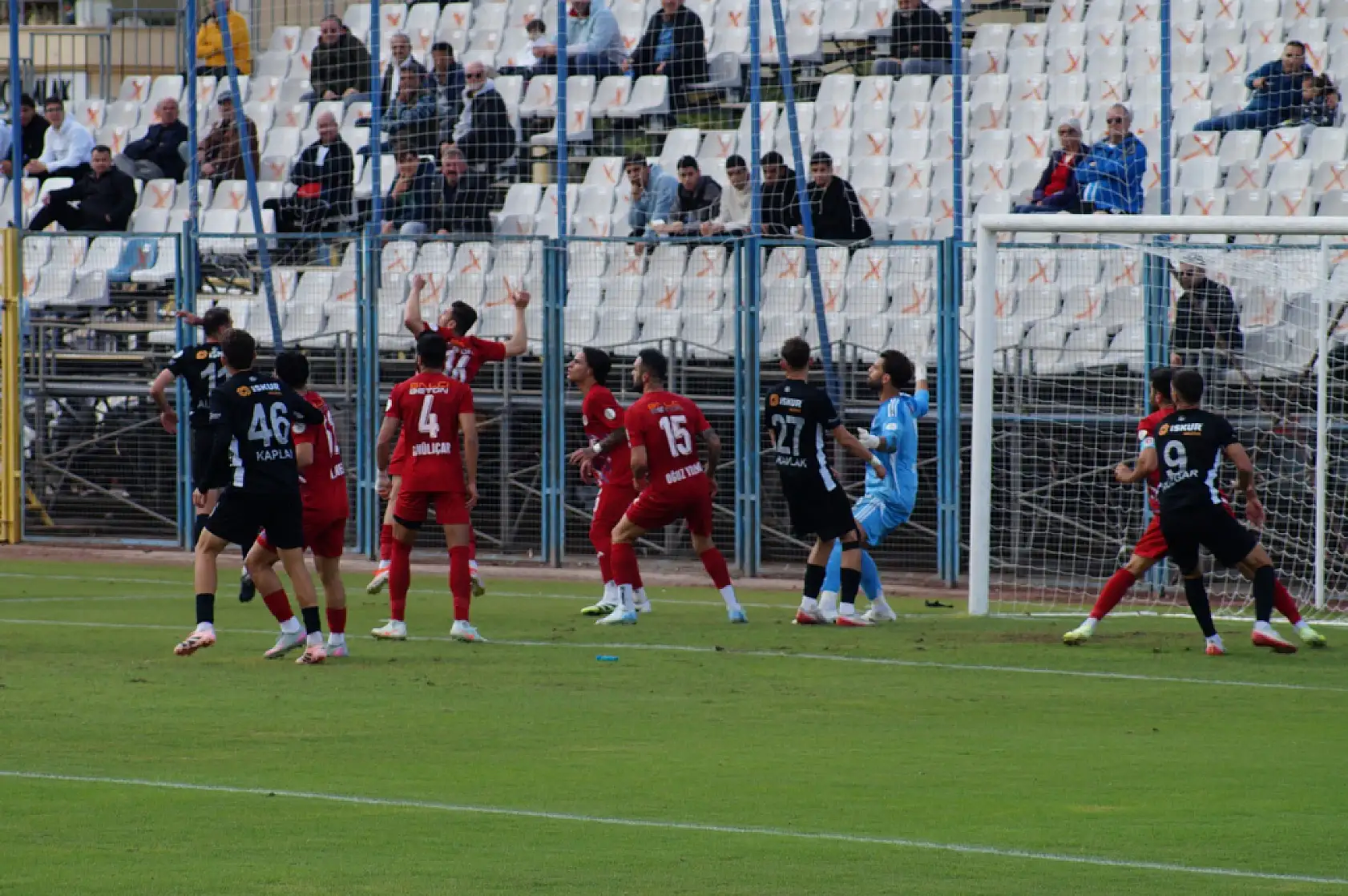 İlk Yarı Sonucu: Fethiyespor 1-2 Akedaş Kahramanmaraş İstiklalspor