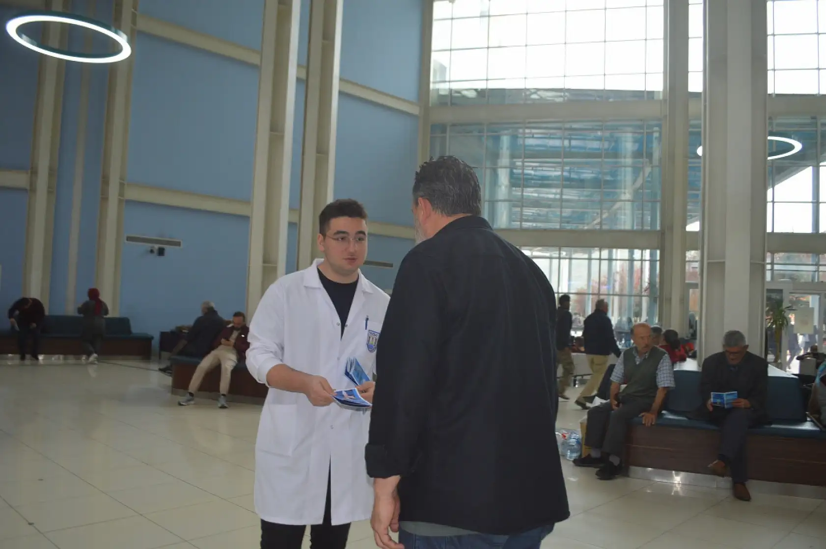 MEAH'ta 'Daha iyi kemiklerin olsun' etkinliğiyle osteoporoza dikkat çekildi