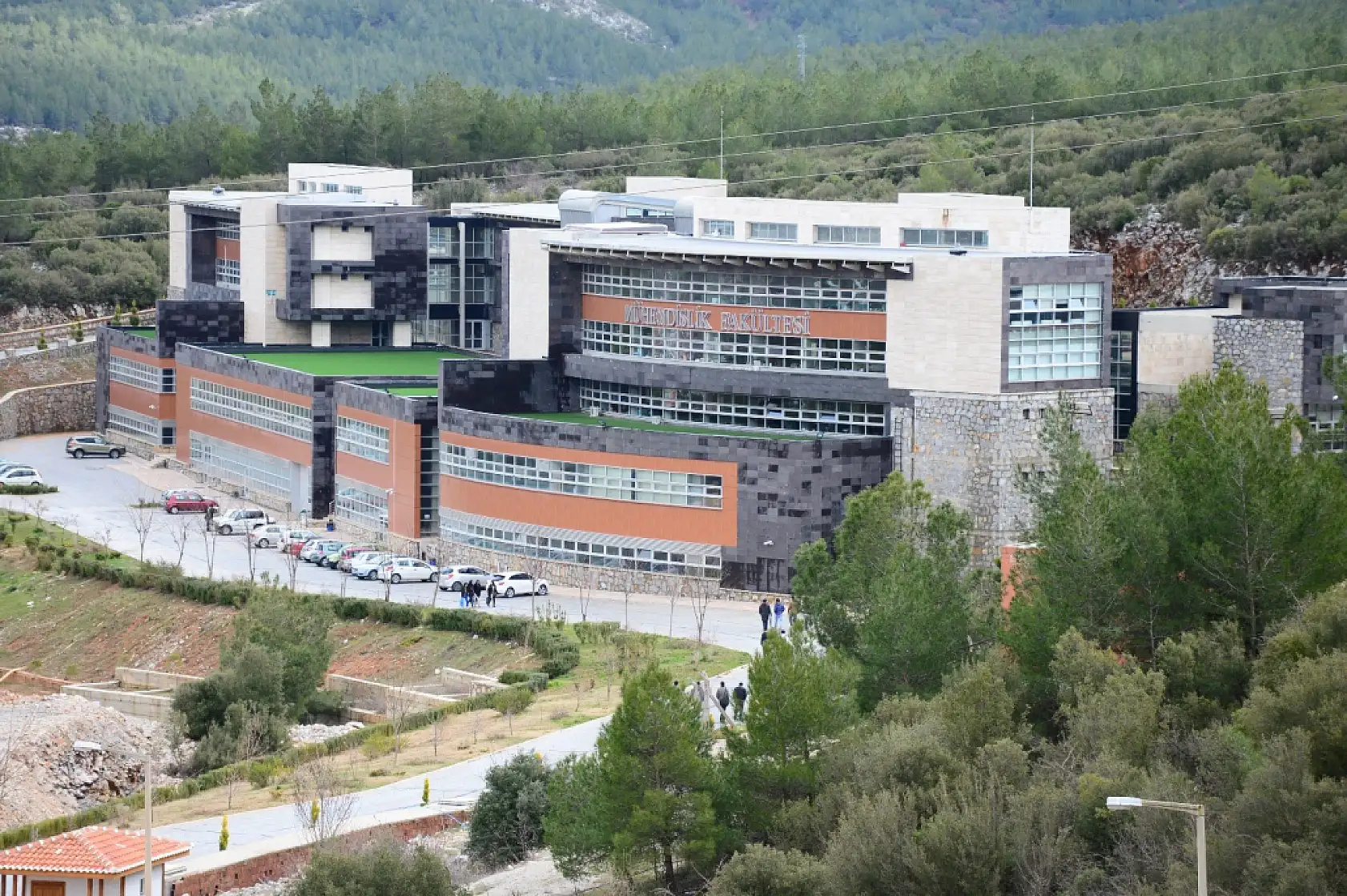 MSKÜ mühendislik fakültesi, uluslararası akreditasyon güvencesini yeniledi