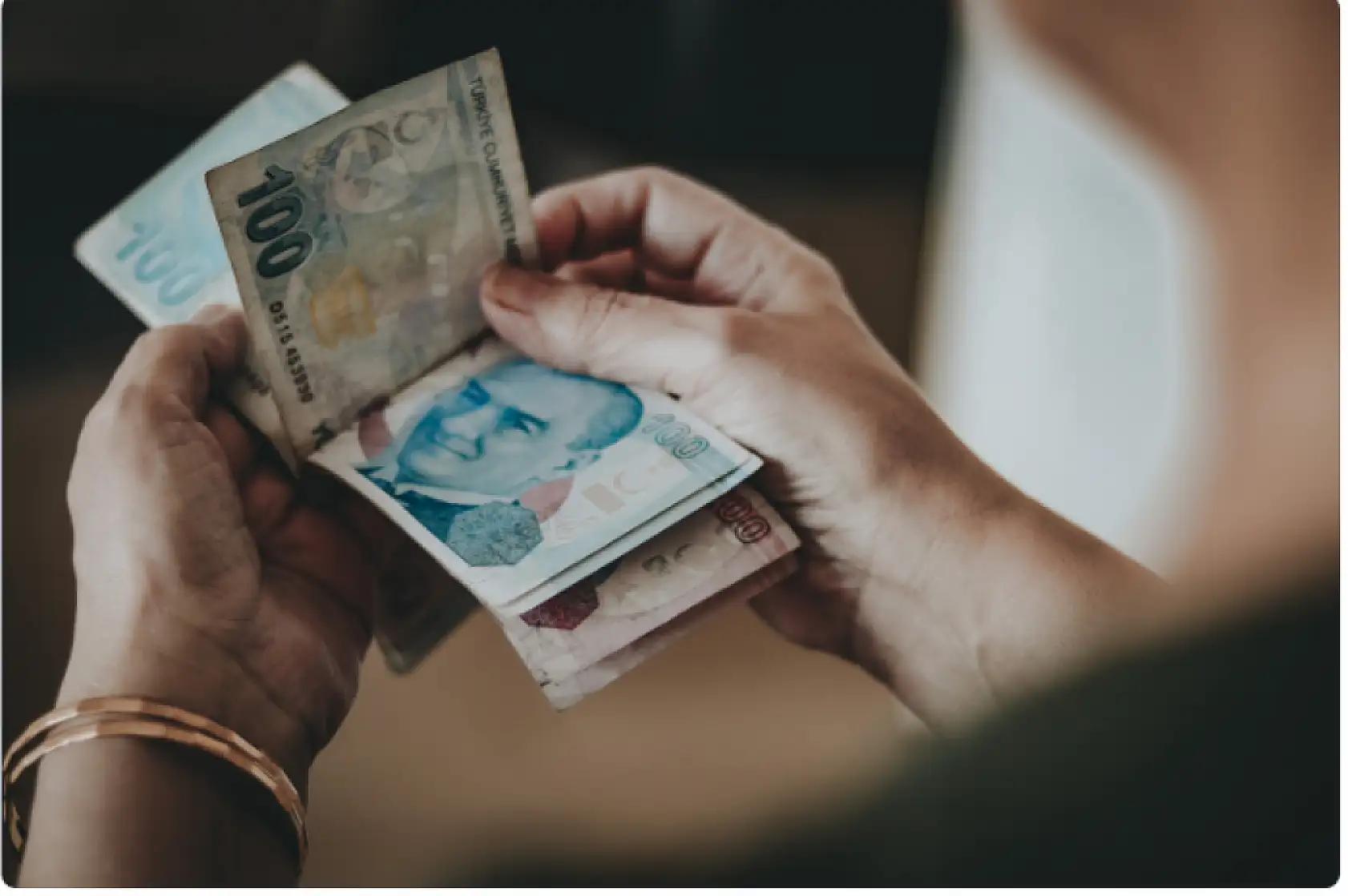 Emekli Aylıklarındaki Düşüşe Karşı Telafi Düzenlemesi Gündemde