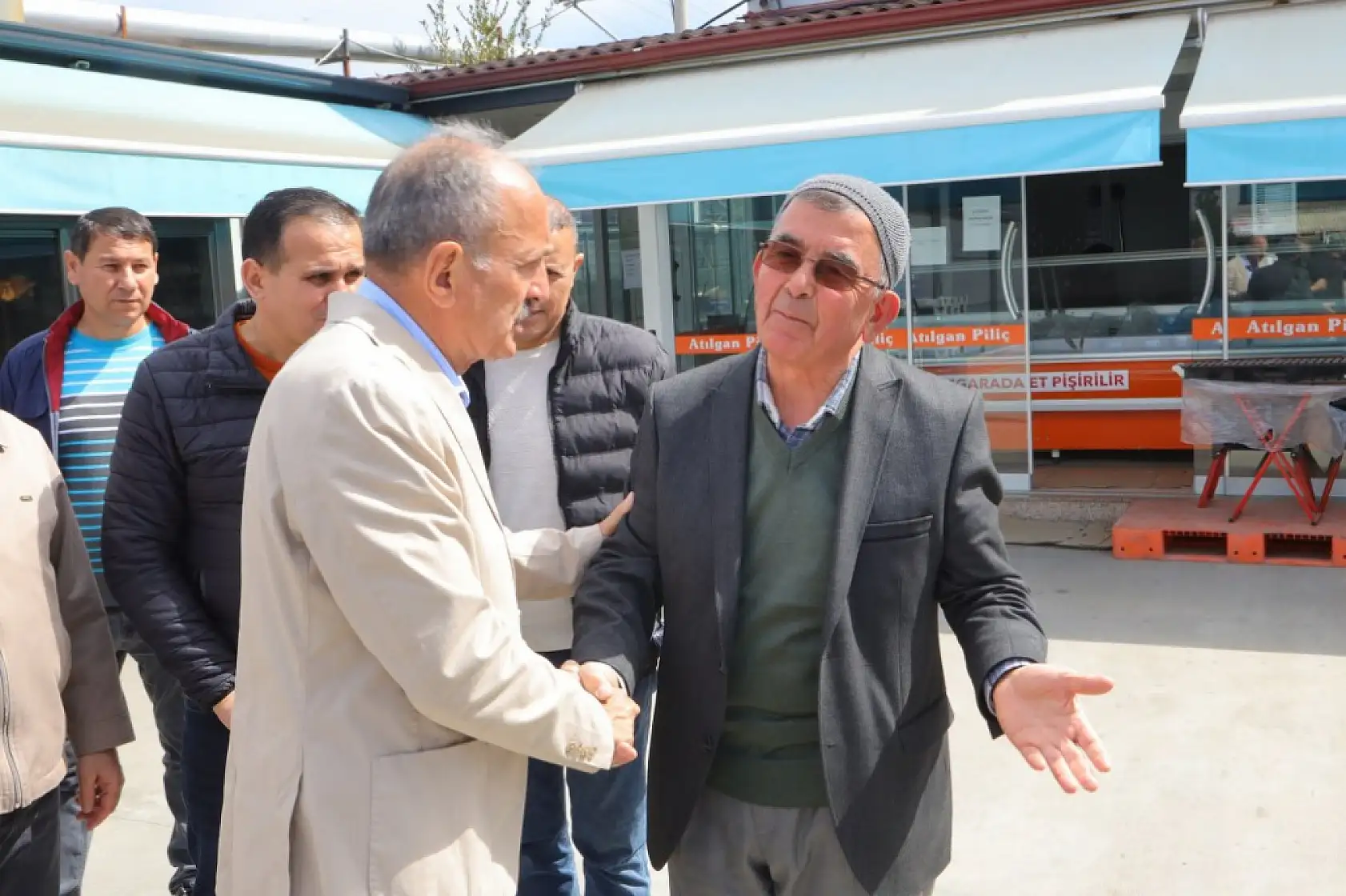 Esnaftan Behçet Saatcı'ya Büyük İlgi