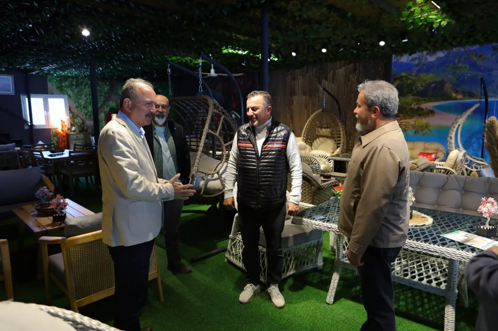 Esnaftan Behçet Saatcı'ya Büyük İlgi