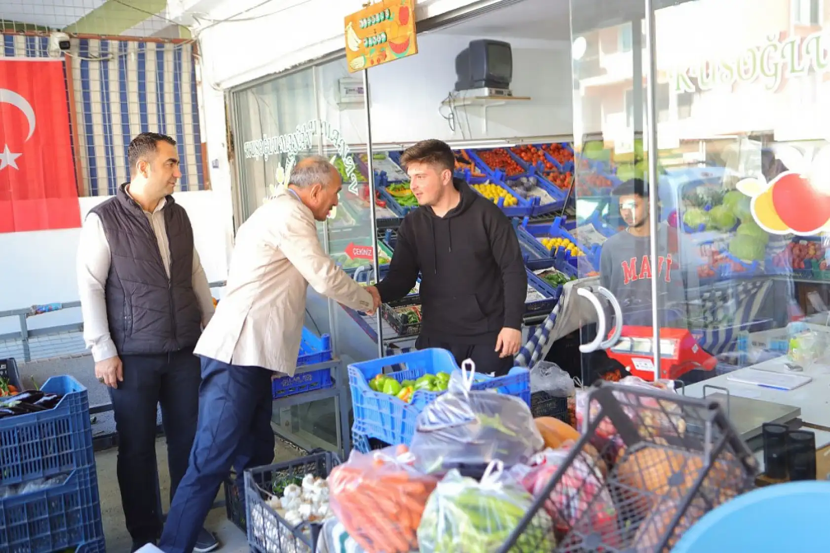 Esnaftan Behçet Saatcı'ya Büyük İlgi