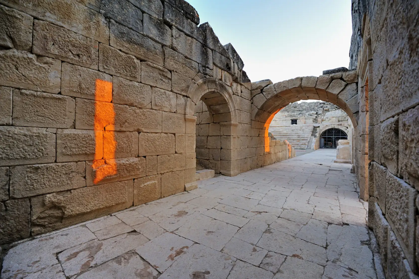 Kibyra'da kışın kapatılıp yazın açılan Medusa mozaiğinin sırrı ne?