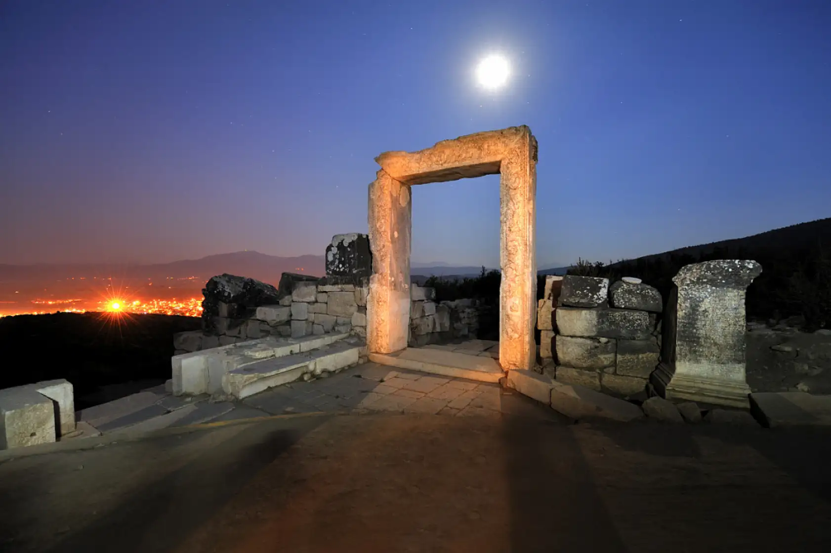 Kibyra'da kışın kapatılıp yazın açılan Medusa mozaiğinin sırrı ne?