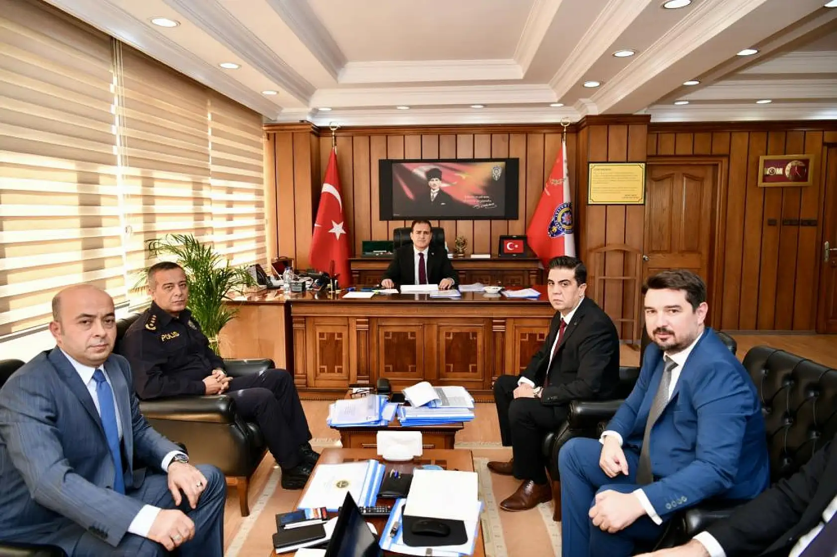 Vali Akbıyık'tan Muğla Emniyet Müdürüne Ziyaret