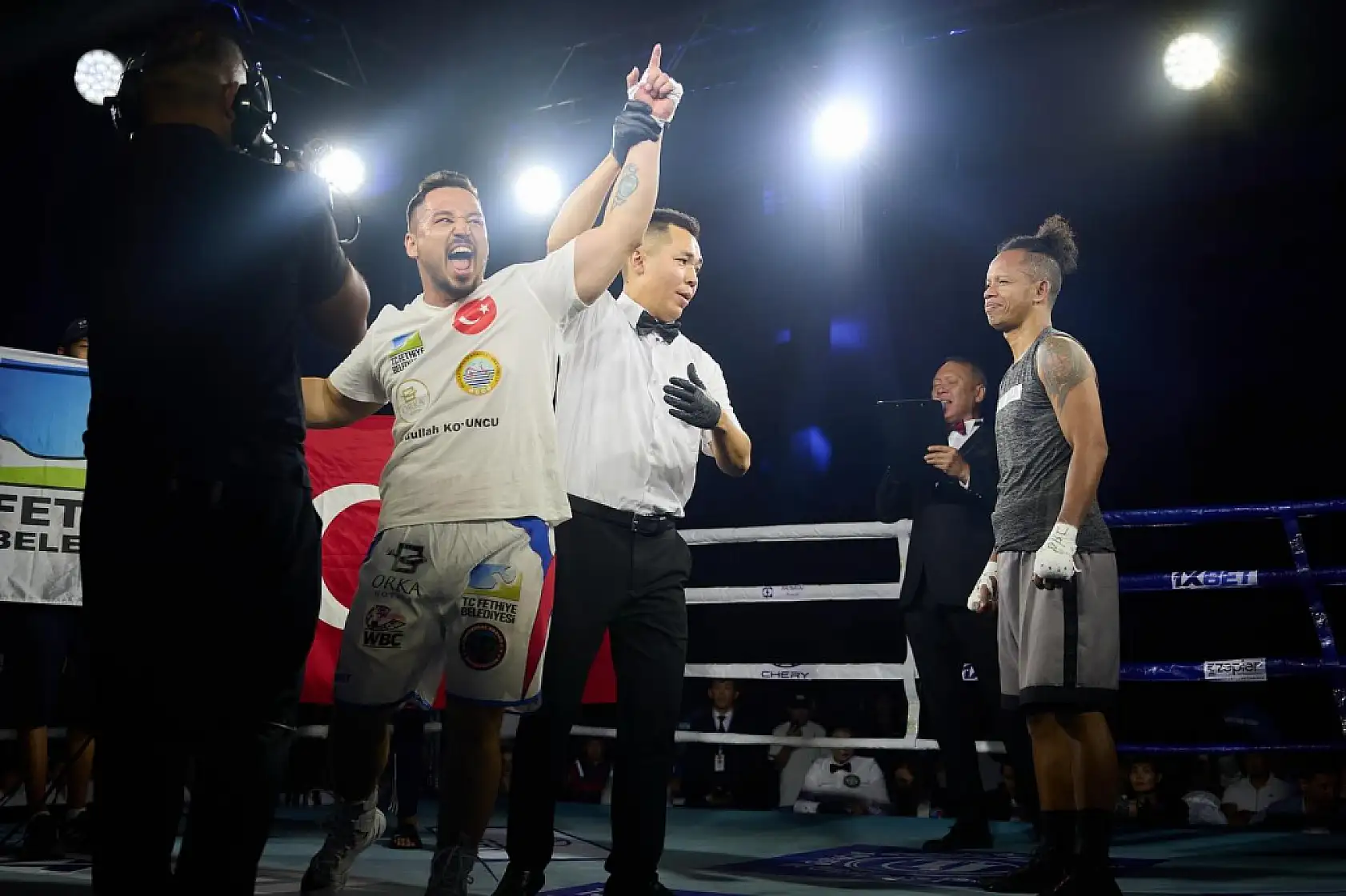 Fethiyeli şampiyon Kazakistan'dan nakavt ile dönüyor