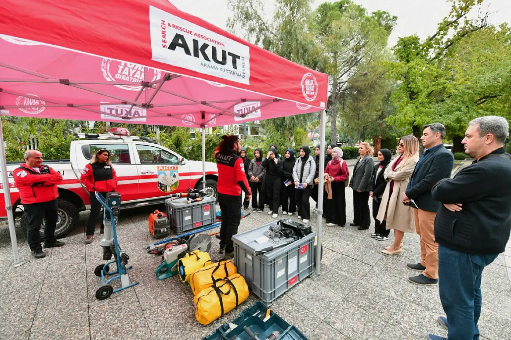 Fethiye'de öğrencilere ve kursiyerlere afet farkındalık eğitimi
