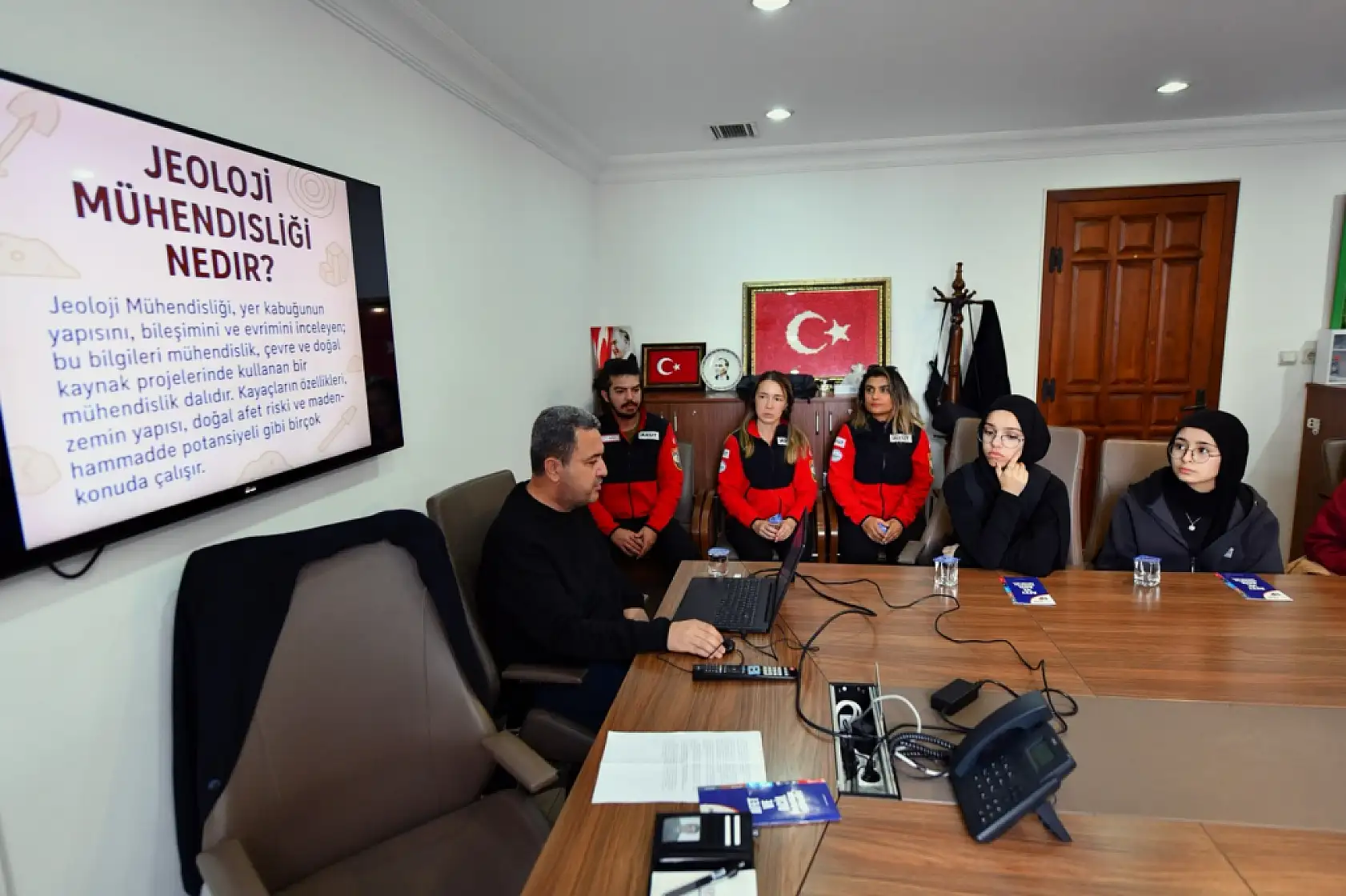 Fethiye'de öğrencilere ve kursiyerlere afet farkındalık eğitimi