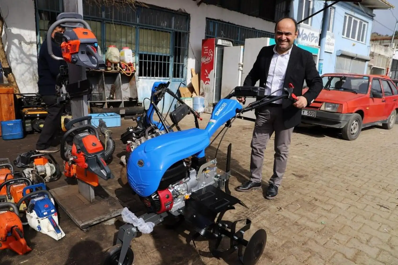 Başkan Akdenizli, Sanayi Esnafını Ziyaret Etti