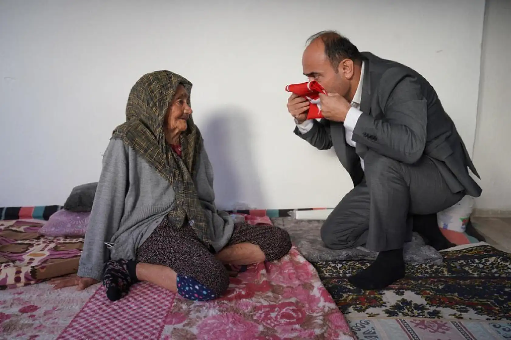 Başkan Akdenizli, Cumhuriyetin Koca Çınarlarıyla Cumhuriyetimizi Konuştu