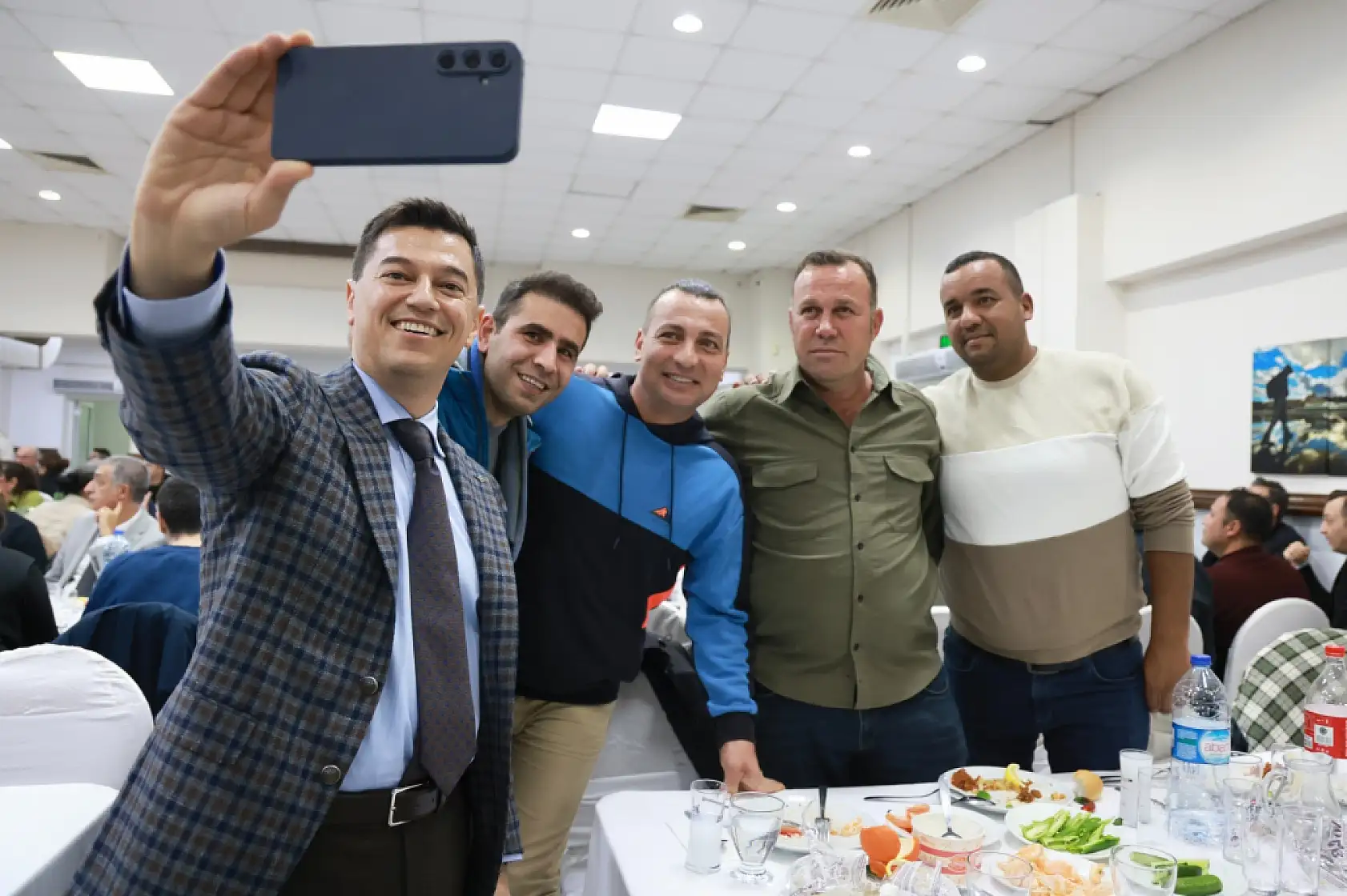 Marmaris Belediyesi personeli yeni yıl yemeğinde buluştu