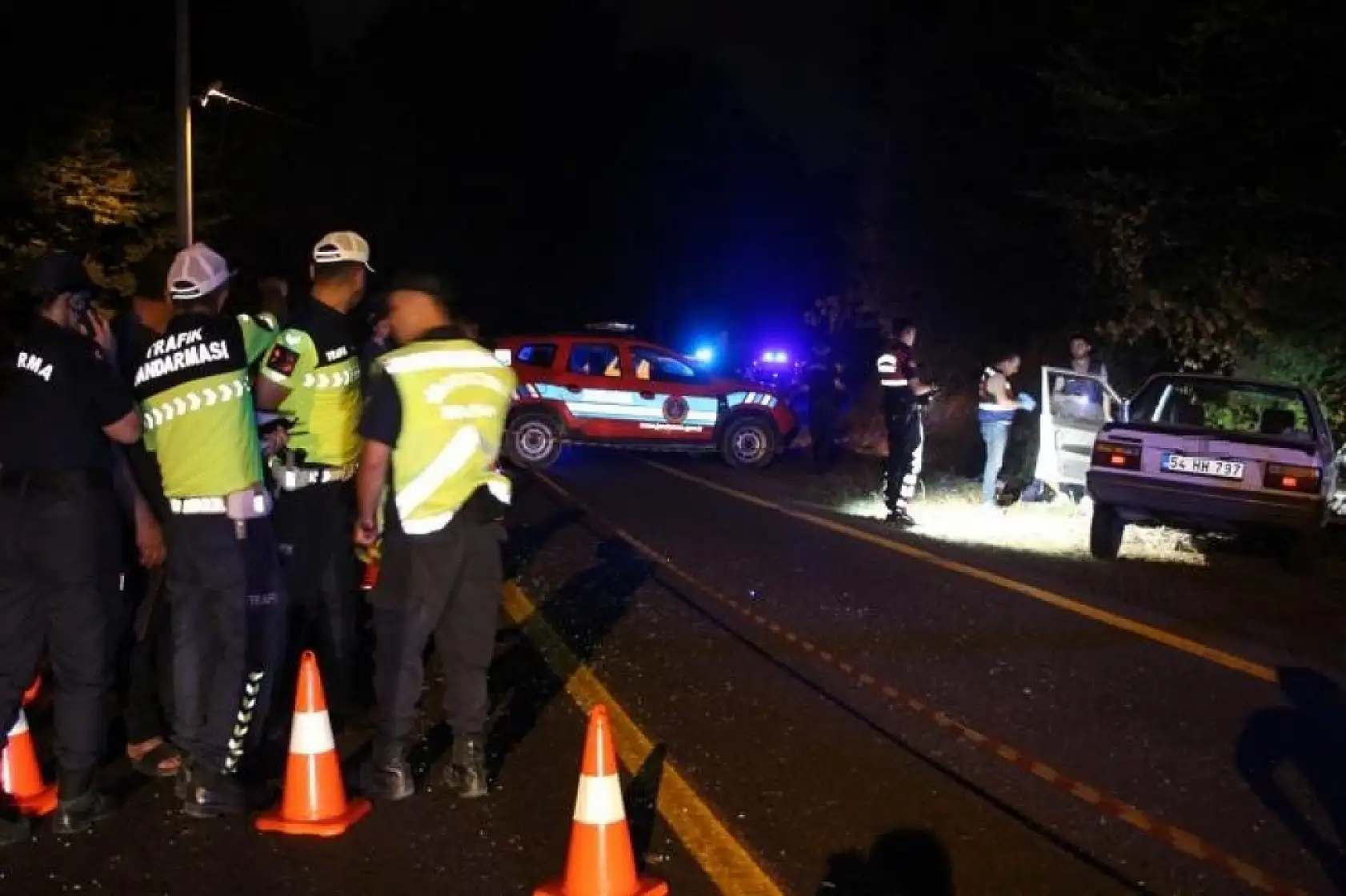 Otomobil ile motosiklet çarpıştı: 1 ölü, 1 yaralı