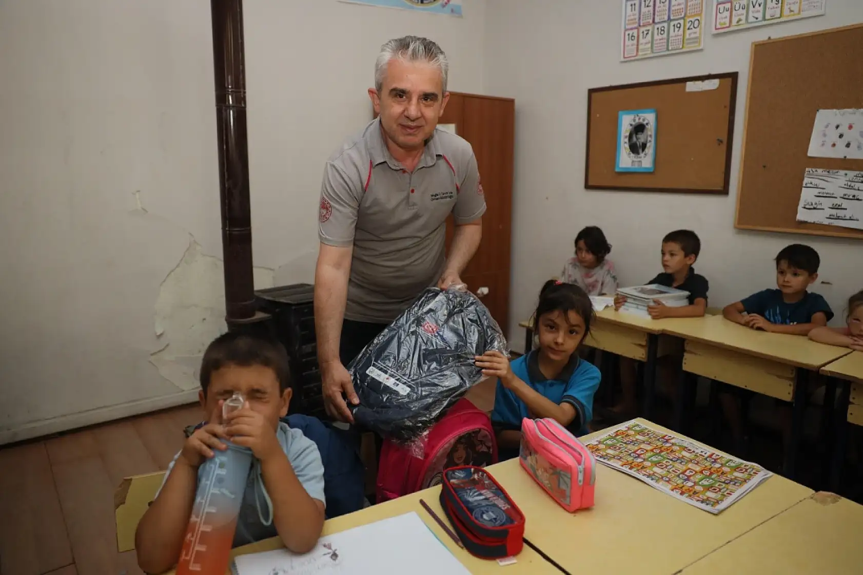 Muğla'da çiftçi çocuklarına IPARD tanıtım materyalleri dağıtıldı