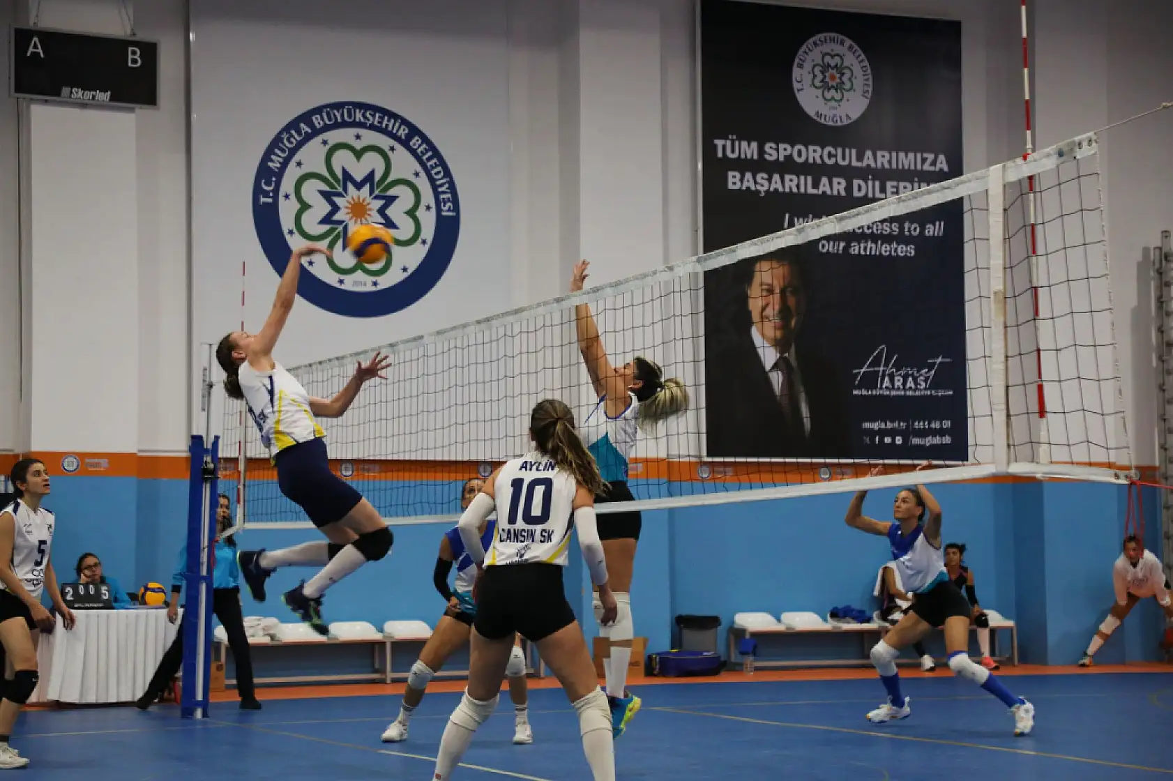 Cumhuriyet'in 101.Yaşı Muğla'da Coşkuyla Kutlanıyor